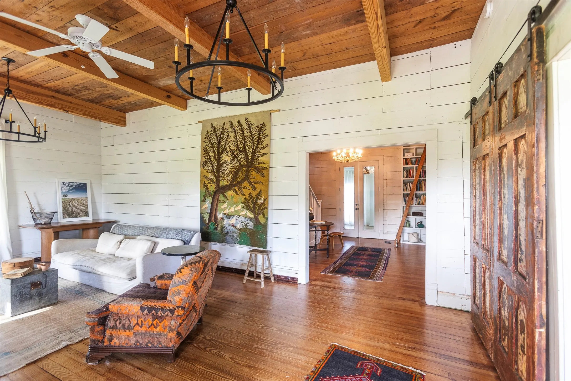 Single Family Residence For Sale in Grayson County , 3183 Harrell Road, Howe, Texas 75459, 4 Bedroom, 3 Bathroom, Garage spaces, 2,552 Sqft, built in 1900, mls#21276278, Real Estate Agent in Howe, Homes For Sale in Grayson county, Homes For Sale in Howe, Realtor in Howe Texas, Real Estate Brokerage Independent Realty Texas, Luminita Cordes Realtor