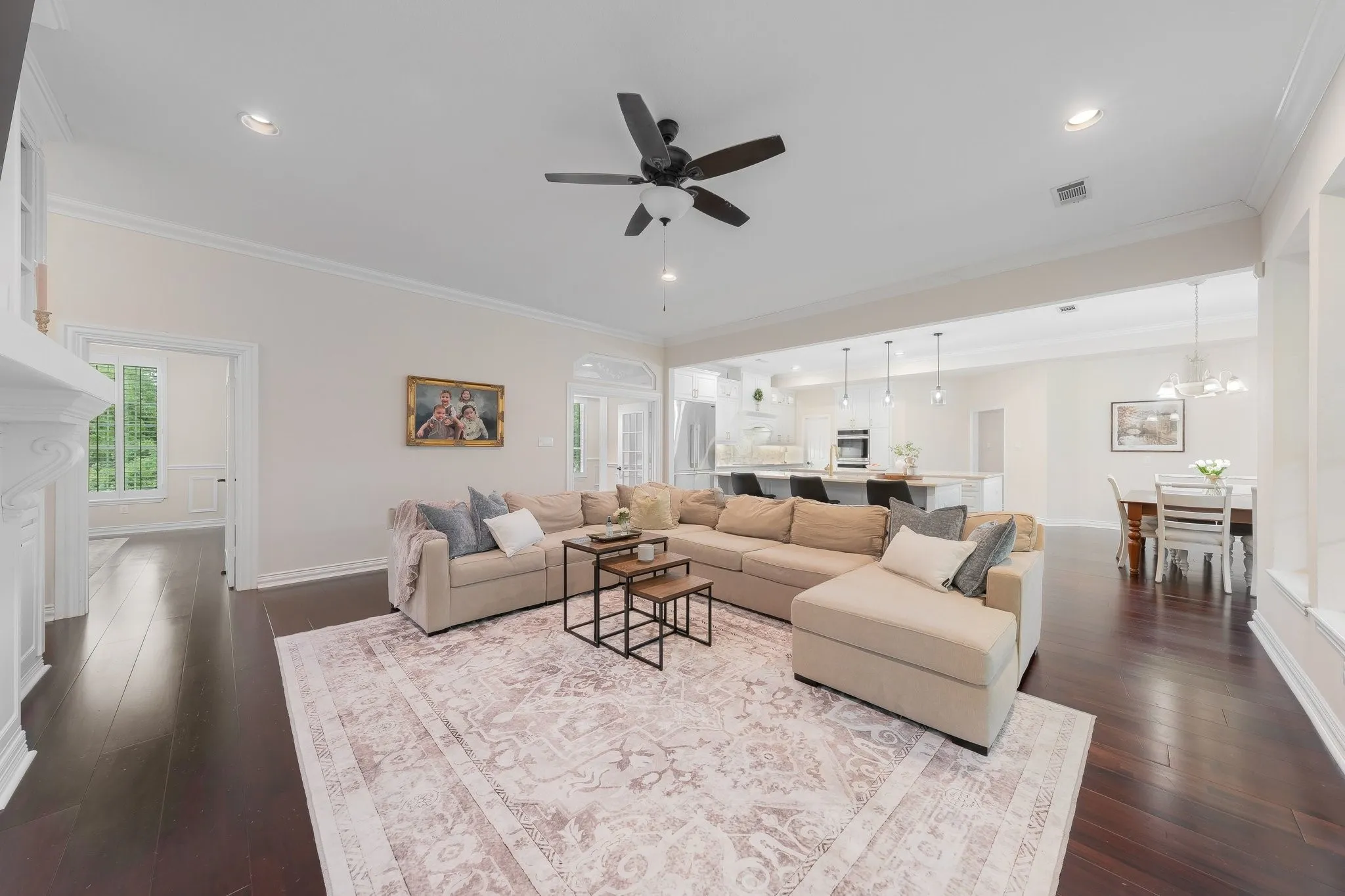 Single Family Residence For Sale in Tarrant County , 302 W Charlottesville Avenue, Colleyville, Texas 76034, 5 Bedroom, 5 Bathroom, 3 Garage spaces, 4,795 Sqft, built in 1992, mls#21275029, Real Estate Agent in Colleyville, Homes For Sale in Tarrant county, Homes For Sale in Colleyville, Realtor in Colleyville Texas, Real Estate Brokerage Independent Realty Texas, Luminita Cordes Realtor