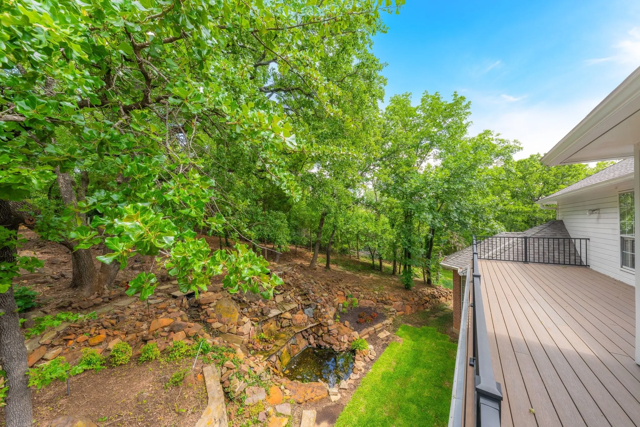 Single Family Residence For Sale in Tarrant County , 302 W Charlottesville Avenue, Colleyville, Texas 76034, 5 Bedroom, 5 Bathroom, 3 Garage spaces, 4,795 Sqft, built in 1992, mls#21275029, Real Estate Agent in Colleyville, Homes For Sale in Tarrant county, Homes For Sale in Colleyville, Realtor in Colleyville Texas, Real Estate Brokerage Independent Realty Texas, Luminita Cordes Realtor