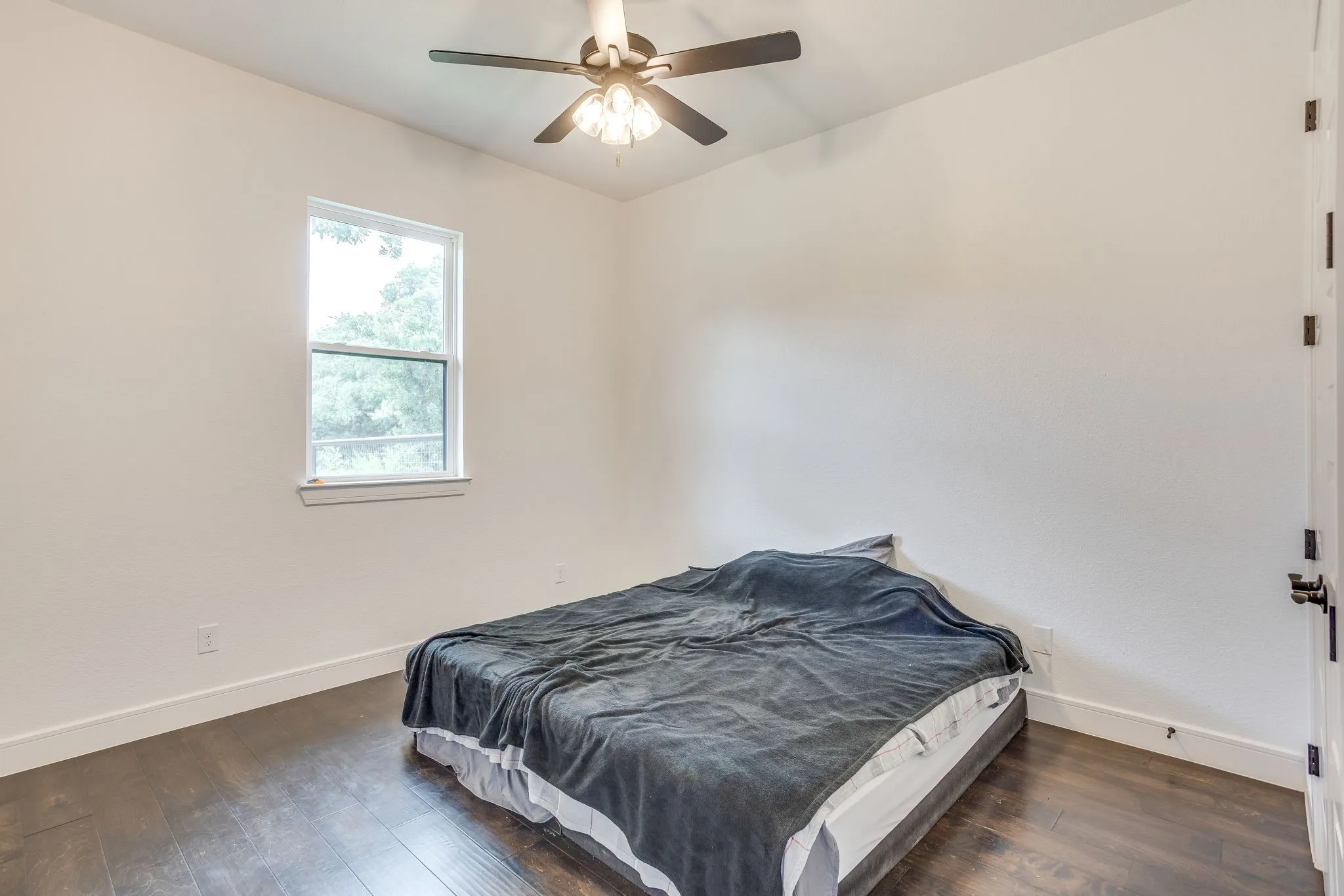 Single Family Residence For Sale in Parker County , 1057 Resolute Road, Millsap, Texas 76066, 4 Bedroom, 3 Bathroom, 2 Garage spaces, 2,156 Sqft, built in 2021, mls#21276335, Real Estate Agent in Millsap, Homes For Sale in Parker county, Homes For Sale in Millsap, Realtor in Millsap Texas, Real Estate Brokerage Independent Realty Texas, Luminita Cordes Realtor