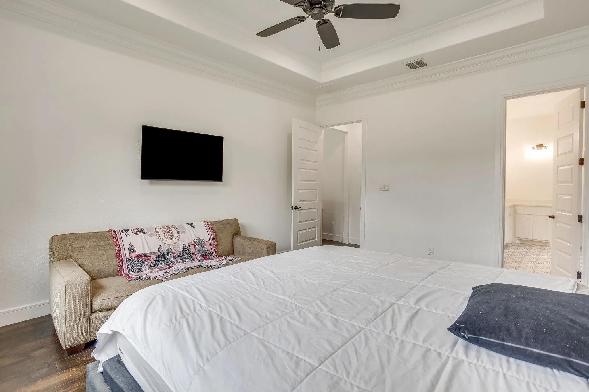 Single Family Residence For Sale in Parker County , 1057 Resolute Road, Millsap, Texas 76066, 4 Bedroom, 3 Bathroom, 2 Garage spaces, 2,156 Sqft, built in 2021, mls#21276335, Real Estate Agent in Millsap, Homes For Sale in Parker county, Homes For Sale in Millsap, Realtor in Millsap Texas, Real Estate Brokerage Independent Realty Texas, Luminita Cordes Realtor