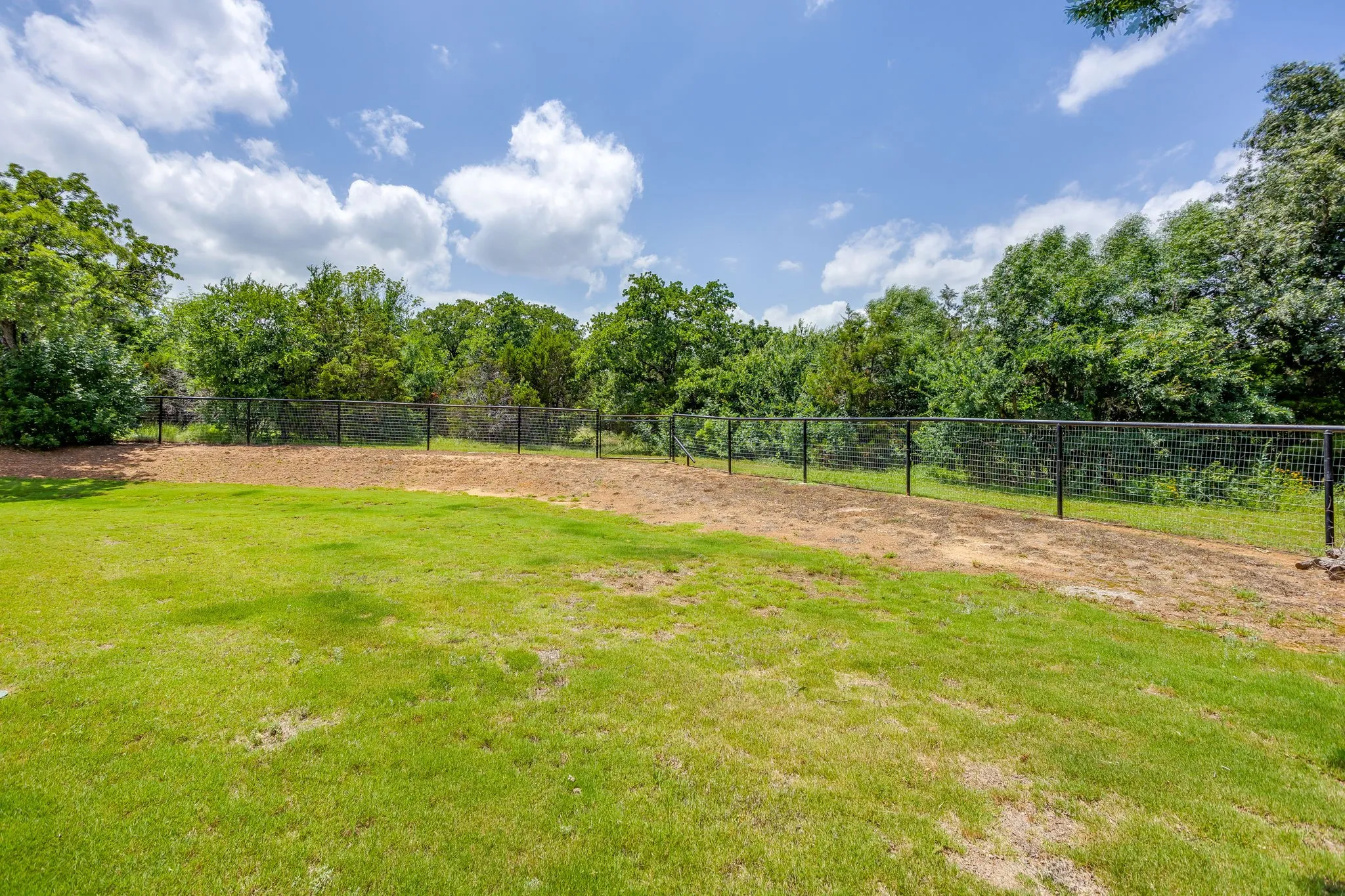 Single Family Residence For Sale in Parker County , 1057 Resolute Road, Millsap, Texas 76066, 4 Bedroom, 3 Bathroom, 2 Garage spaces, 2,156 Sqft, built in 2021, mls#21276335, Real Estate Agent in Millsap, Homes For Sale in Parker county, Homes For Sale in Millsap, Realtor in Millsap Texas, Real Estate Brokerage Independent Realty Texas, Luminita Cordes Realtor
