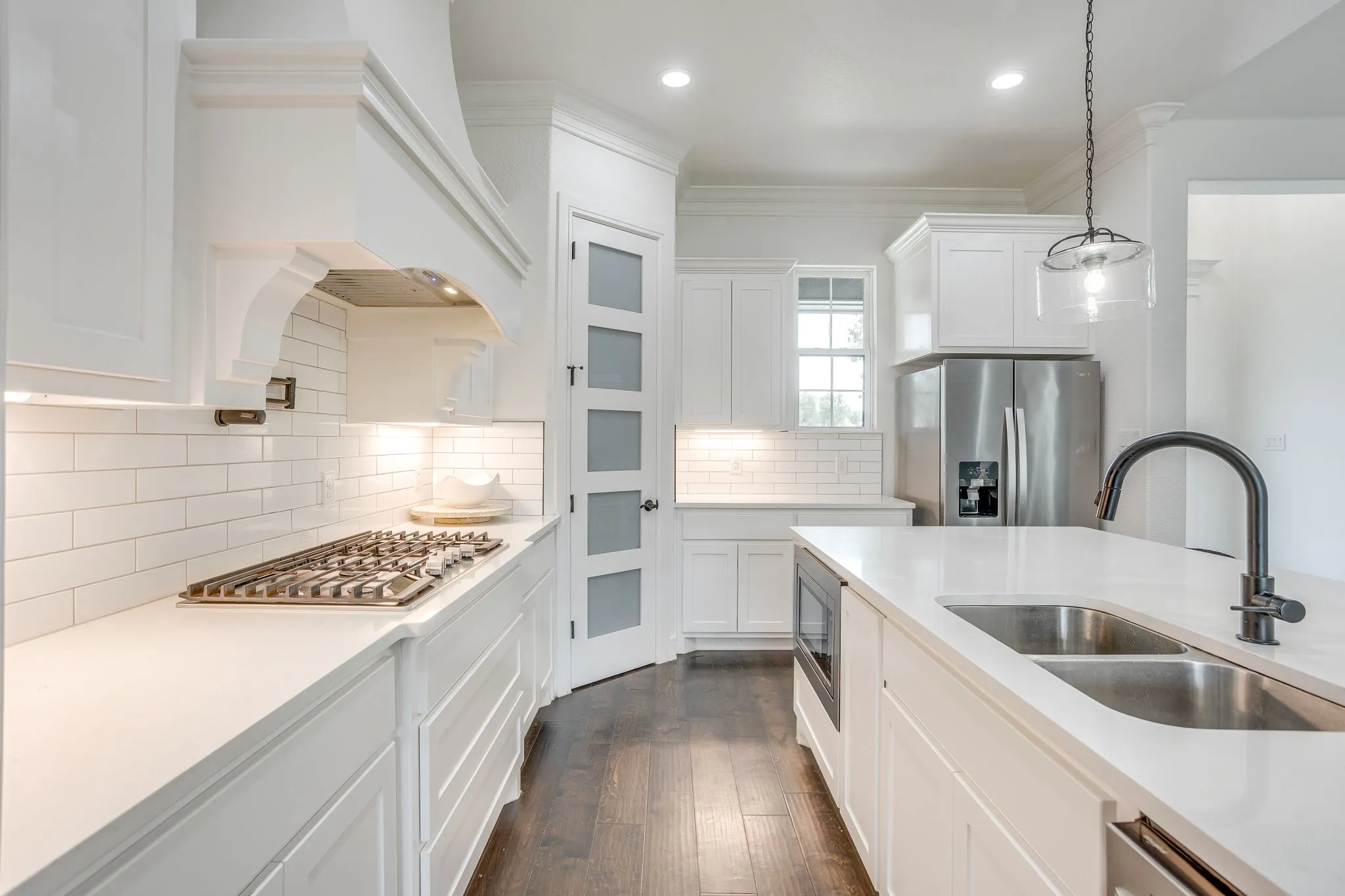 Single Family Residence For Sale in Parker County , 1057 Resolute Road, Millsap, Texas 76066, 4 Bedroom, 3 Bathroom, 2 Garage spaces, 2,156 Sqft, built in 2021, mls#21276335, Real Estate Agent in Millsap, Homes For Sale in Parker county, Homes For Sale in Millsap, Realtor in Millsap Texas, Real Estate Brokerage Independent Realty Texas, Luminita Cordes Realtor