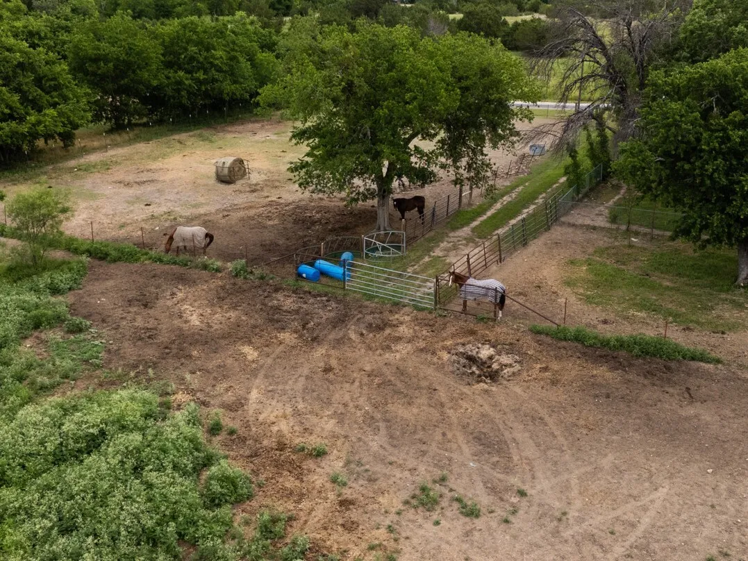 Single Family Residence For Sale in Bosque County , 418 S Broadway Street, Meridian, Texas 76665, 3 Bedroom, 1 Bathroom, Garage spaces, 1,118 Sqft, built in 1950, mls#21273040, Real Estate Agent in Meridian, Homes For Sale in Bosque county, Homes For Sale in Meridian, Realtor in Meridian Texas, Real Estate Brokerage Independent Realty Texas, Luminita Cordes Realtor