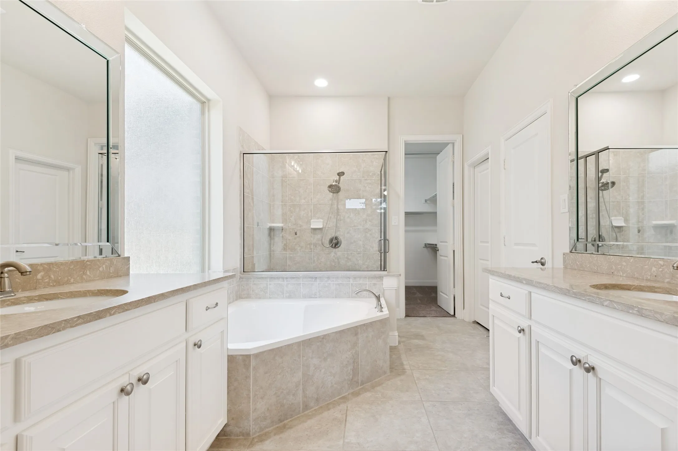 Single Family Residence For Sale in Tarrant County , 3029 Ponder Path, Keller, Texas 76248, 4 Bedroom, 4 Bathroom, 2 Garage spaces, 3,154 Sqft, built in 2014, mls#21254484, Real Estate Agent in Keller, Homes For Sale in Tarrant county, Homes For Sale in Keller, Realtor in Keller Texas, Real Estate Brokerage Independent Realty Texas, Luminita Cordes Realtor