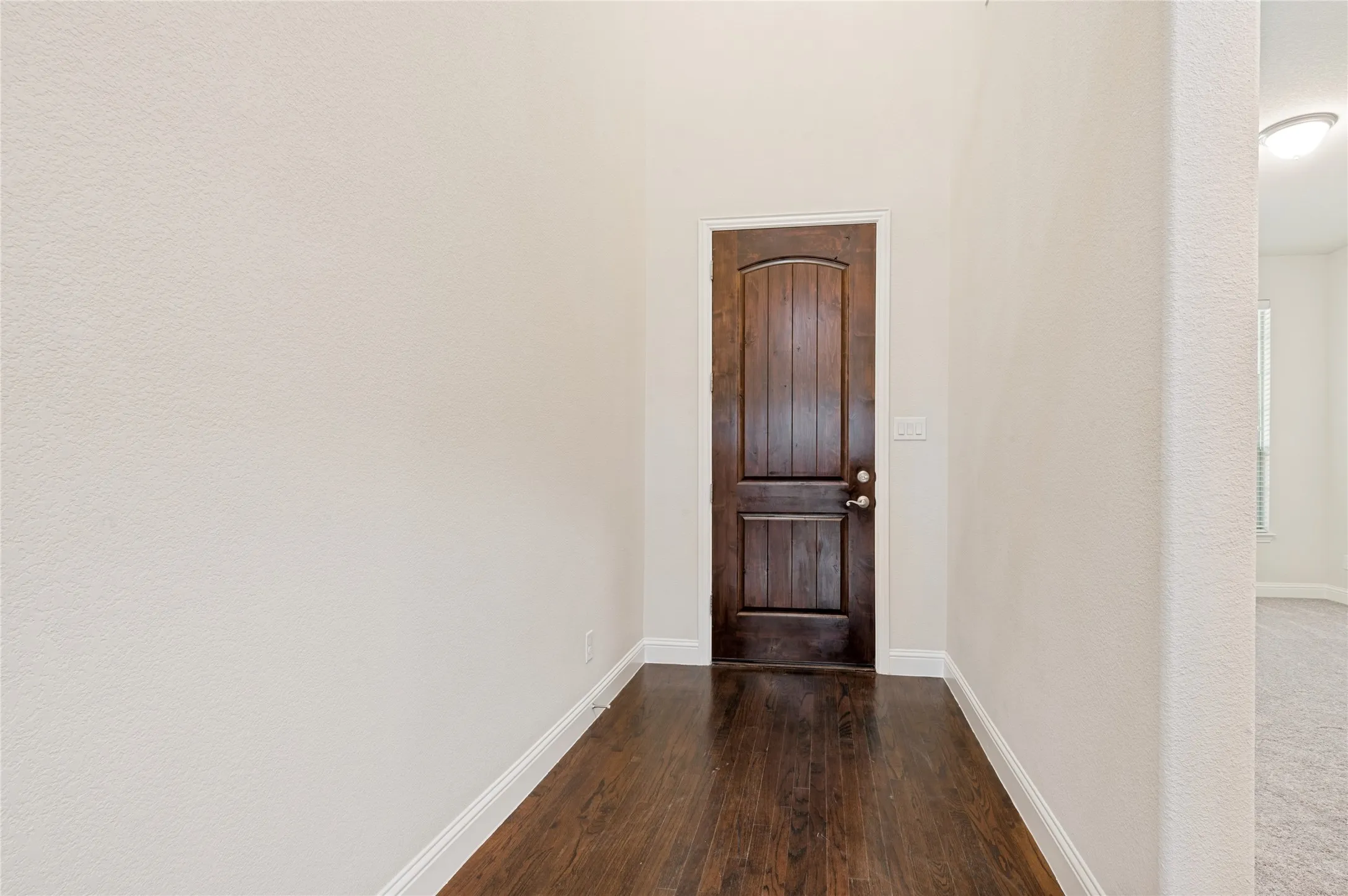 Single Family Residence For Sale in Tarrant County , 3029 Ponder Path, Keller, Texas 76248, 4 Bedroom, 4 Bathroom, 2 Garage spaces, 3,154 Sqft, built in 2014, mls#21254484, Real Estate Agent in Keller, Homes For Sale in Tarrant county, Homes For Sale in Keller, Realtor in Keller Texas, Real Estate Brokerage Independent Realty Texas, Luminita Cordes Realtor