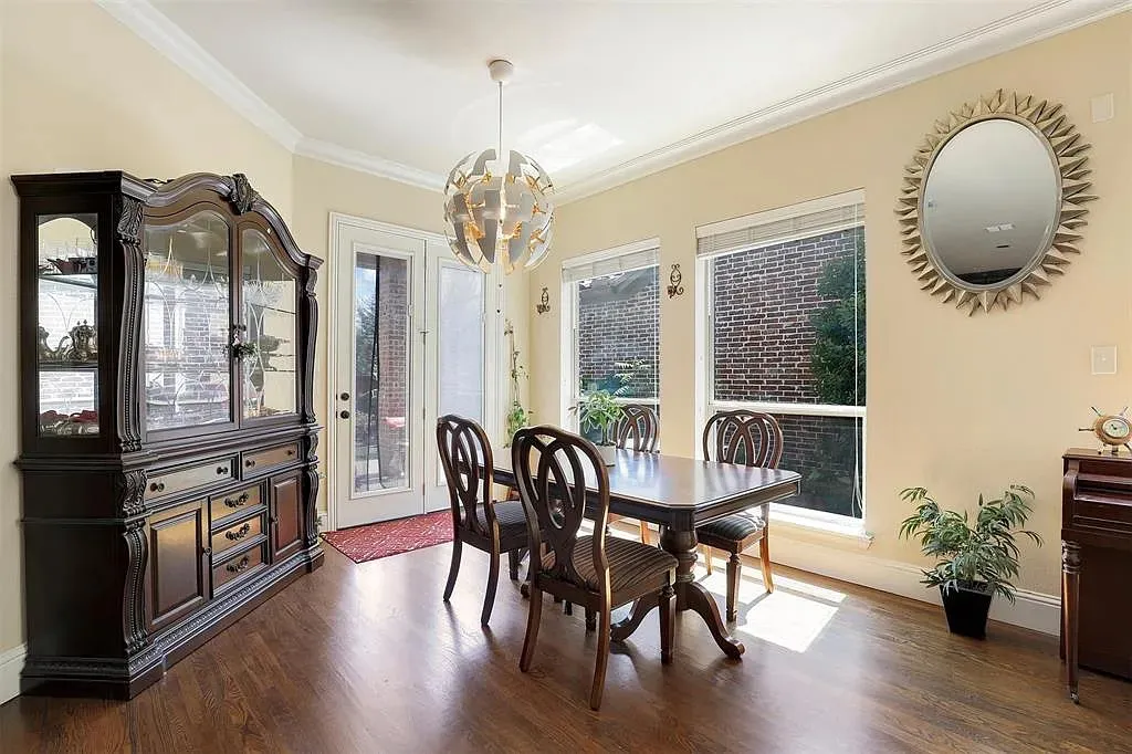 Single Family Residence For Sale in Dallas County , 7016 Nueces Drive, Irving, Texas 75039, 3 Bedrooms, 3 Bathrooms, 2 Garage spaces, 2,953 Sqft, built in 2013, Price $689,000, mls#21274262, Real Estate Agent in Irving, Homes For Sale in Dallas county, Homes For Sale in Irving, Realtor in Irving Texas, Real Estate Brokerage Independent Realty Texas, Luminita Cordes Realtor