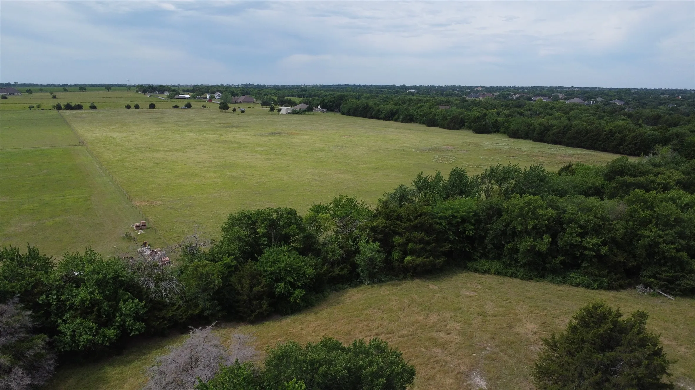 Unimproved Land For Sale in Ellis County , 0000 S Hampton Road, Oak Leaf, Texas 75154, 0, 0, Garage spaces, 0 Sqft, built in 0, Price $832,800, mls#21275546, Real Estate Agent in Oak Leaf, Homes For Sale in Ellis county, Homes For Sale in Oak Leaf, Realtor in Oak Leaf Texas, Real Estate Brokerage Independent Realty Texas, Luminita Cordes Realtor