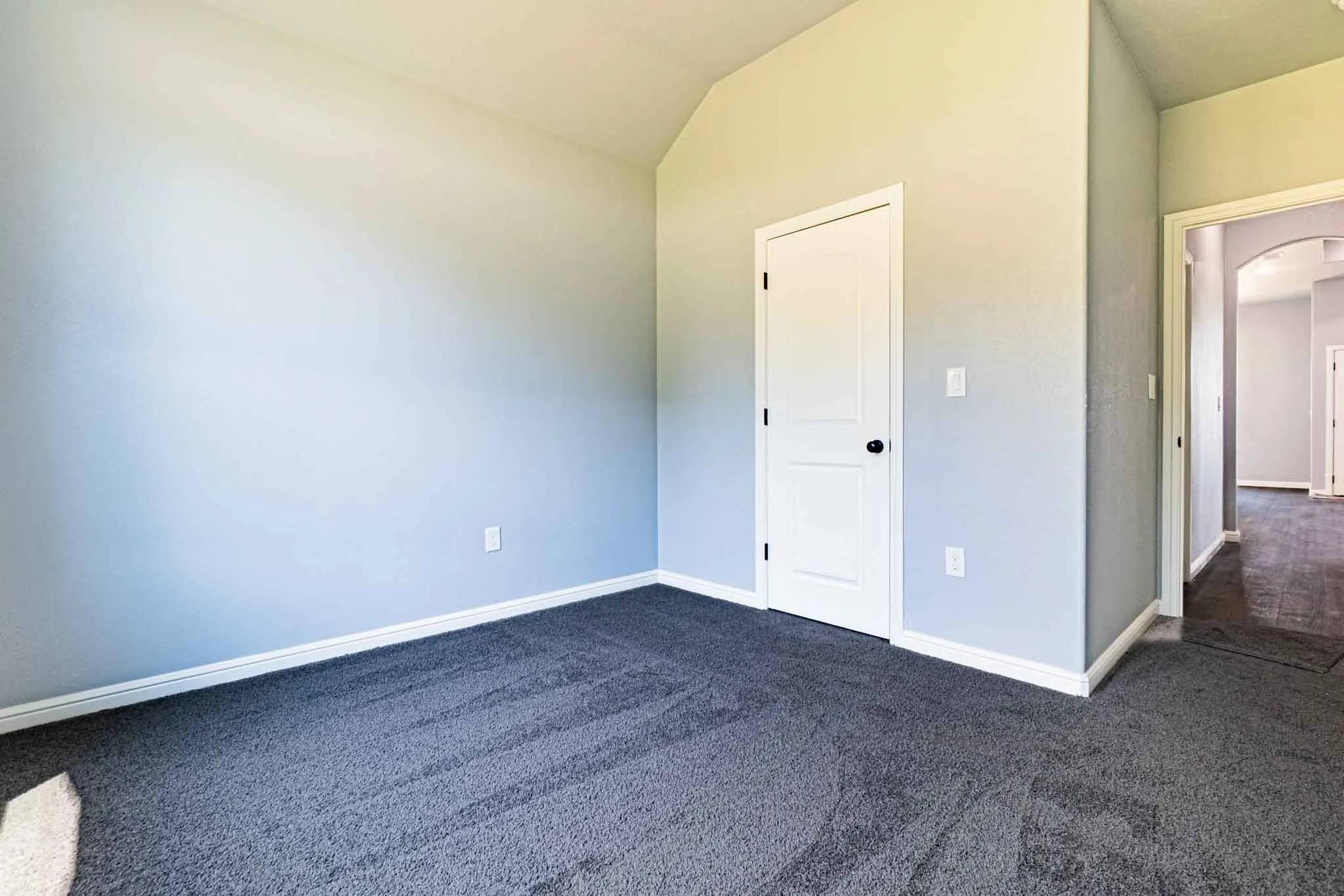 Single Family Residence For Sale in Hood County , 4019 Seminole Trail, Granbury, Texas 76048, 4 Bedroom, 2 Bathroom, 2 Garage spaces, 1,874 Sqft, built in 2026, mls#21266676, Real Estate Agent in Granbury, Homes For Sale in Hood county, Homes For Sale in Granbury, Realtor in Granbury Texas, Real Estate Brokerage Independent Realty Texas, Luminita Cordes Realtor