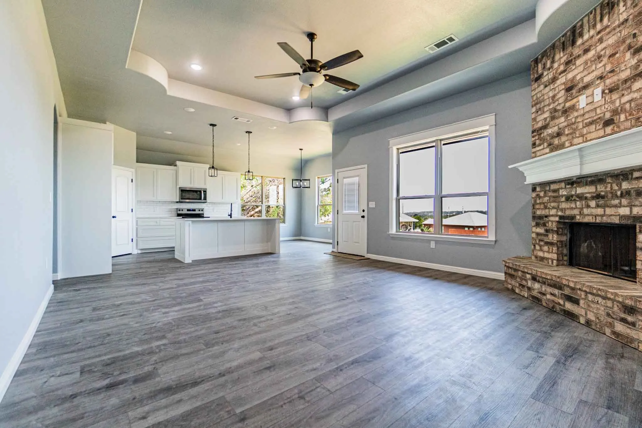 Single Family Residence For Sale in Hood County , 4019 Seminole Trail, Granbury, Texas 76048, 4 Bedroom, 2 Bathroom, 2 Garage spaces, 1,874 Sqft, built in 2026, mls#21266676, Real Estate Agent in Granbury, Homes For Sale in Hood county, Homes For Sale in Granbury, Realtor in Granbury Texas, Real Estate Brokerage Independent Realty Texas, Luminita Cordes Realtor