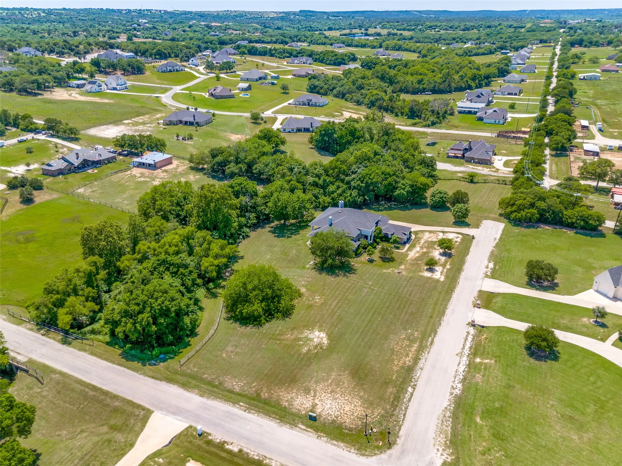 Single Family Residence For Sale in Parker County , 105 Sedalia Drive, Fort Worth, Texas 76108, 4 Bedroom, 4 Bathroom, 3 Garage spaces, 4,582 Sqft, built in 2005, mls#21263208, Real Estate Agent in Fort Worth, Homes For Sale in Parker county, Homes For Sale in Fort Worth, Realtor in Fort Worth Texas, Real Estate Brokerage Independent Realty Texas, Luminita Cordes Realtor