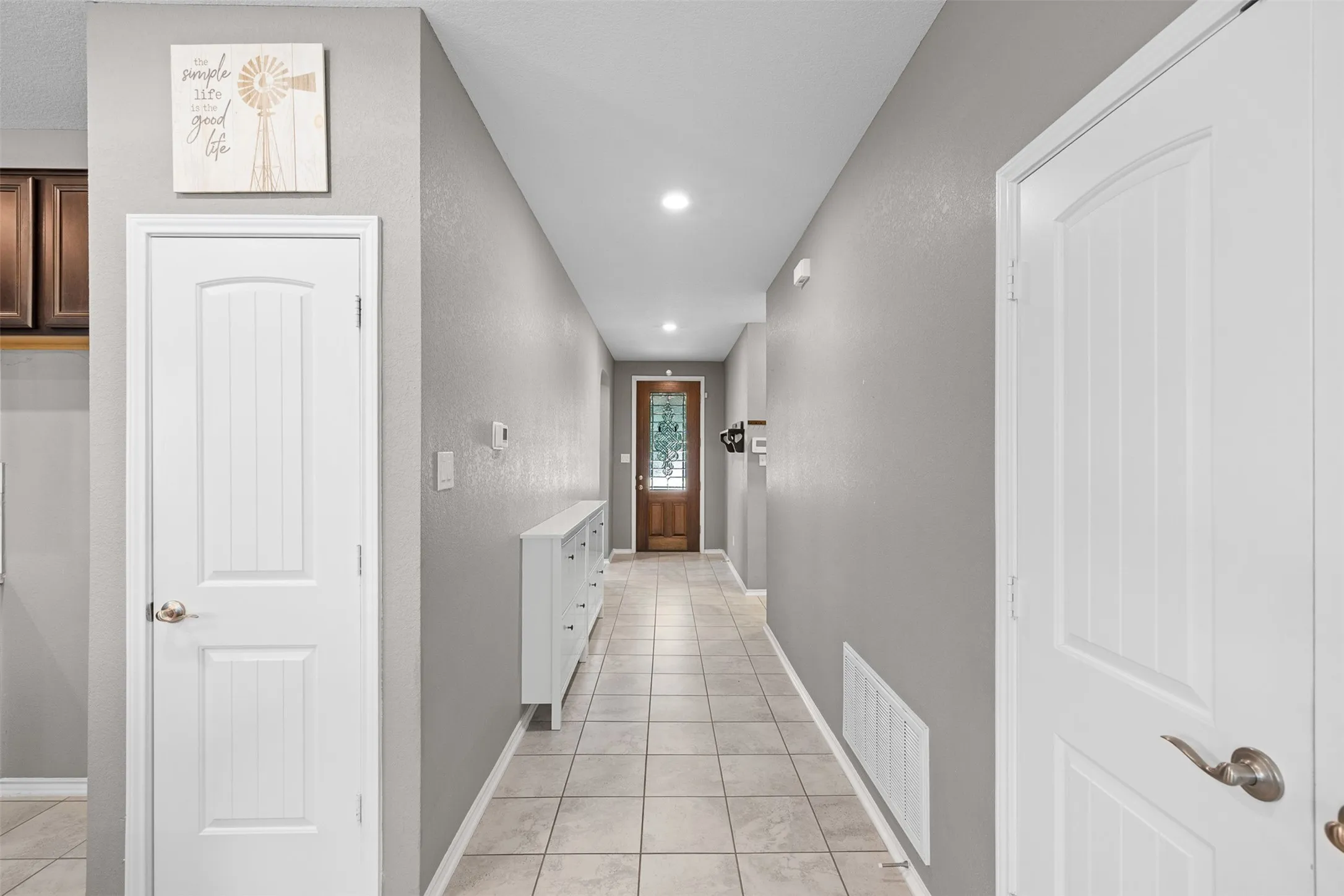 Single Family Residence For Sale in Bell County , 9104 Lonesome Oak Drive, Temple, Texas 76502, 3 Bedrooms, 2 Bathrooms, 2 Garage spaces, 1,624 Sqft, built in 2016, Price $270,000, mls#21275643, Real Estate Agent in Temple, Homes For Sale in Bell county, Homes For Sale in Temple, Realtor in Temple Texas, Real Estate Brokerage Independent Realty Texas, Luminita Cordes Realtor