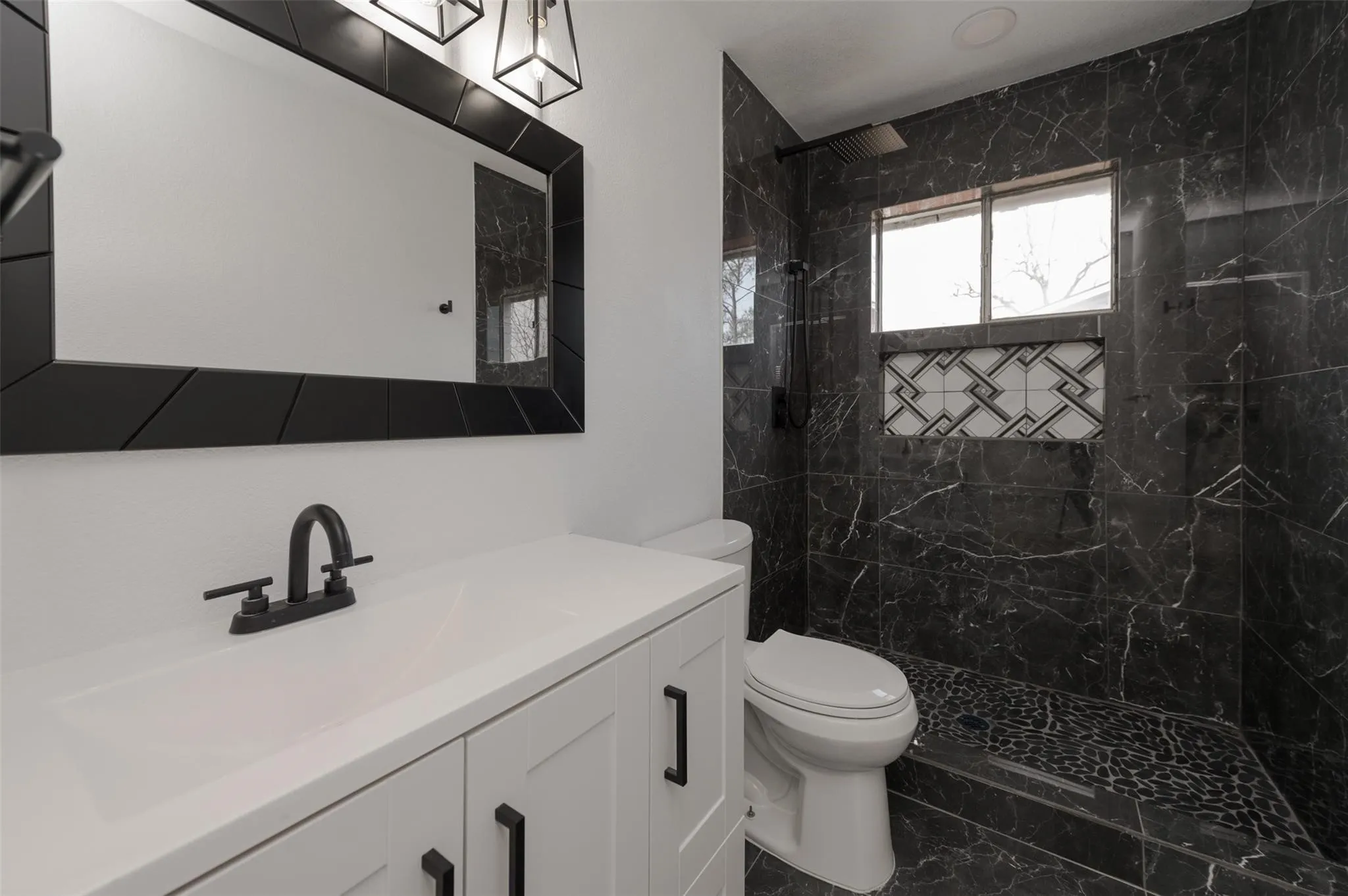 Single Family Residence For Rent in Denton County , 713 Sun Valley Drive, Denton, Texas 76209, 3 Bedroom, 2 Bathroom, 1 Garage spaces, 1,176 Sqft, built in 1968, mls#21276562, Real Estate Agent in Denton, Homes For Rent in Denton county, Homes For Rent in Denton, Realtor in Denton Texas, Real Estate Brokerage Independent Realty Texas, Luminita Cordes Realtor