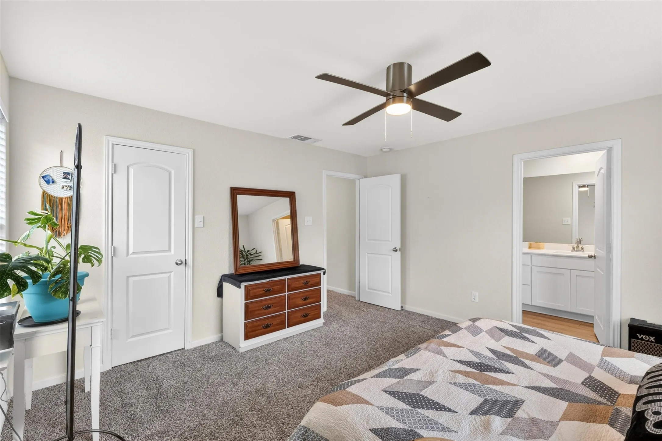 Single Family Residence For Sale in Collin County , 311 Marsh Lane, Princeton, Texas 75407, 3 Bedroom, 3 Bathroom, 2 Garage spaces, 1,550 Sqft, built in 2022, mls#21276561, Real Estate Agent in Princeton, Homes For Sale in Collin county, Homes For Sale in Princeton, Realtor in Princeton Texas, Real Estate Brokerage Independent Realty Texas, Luminita Cordes Realtor