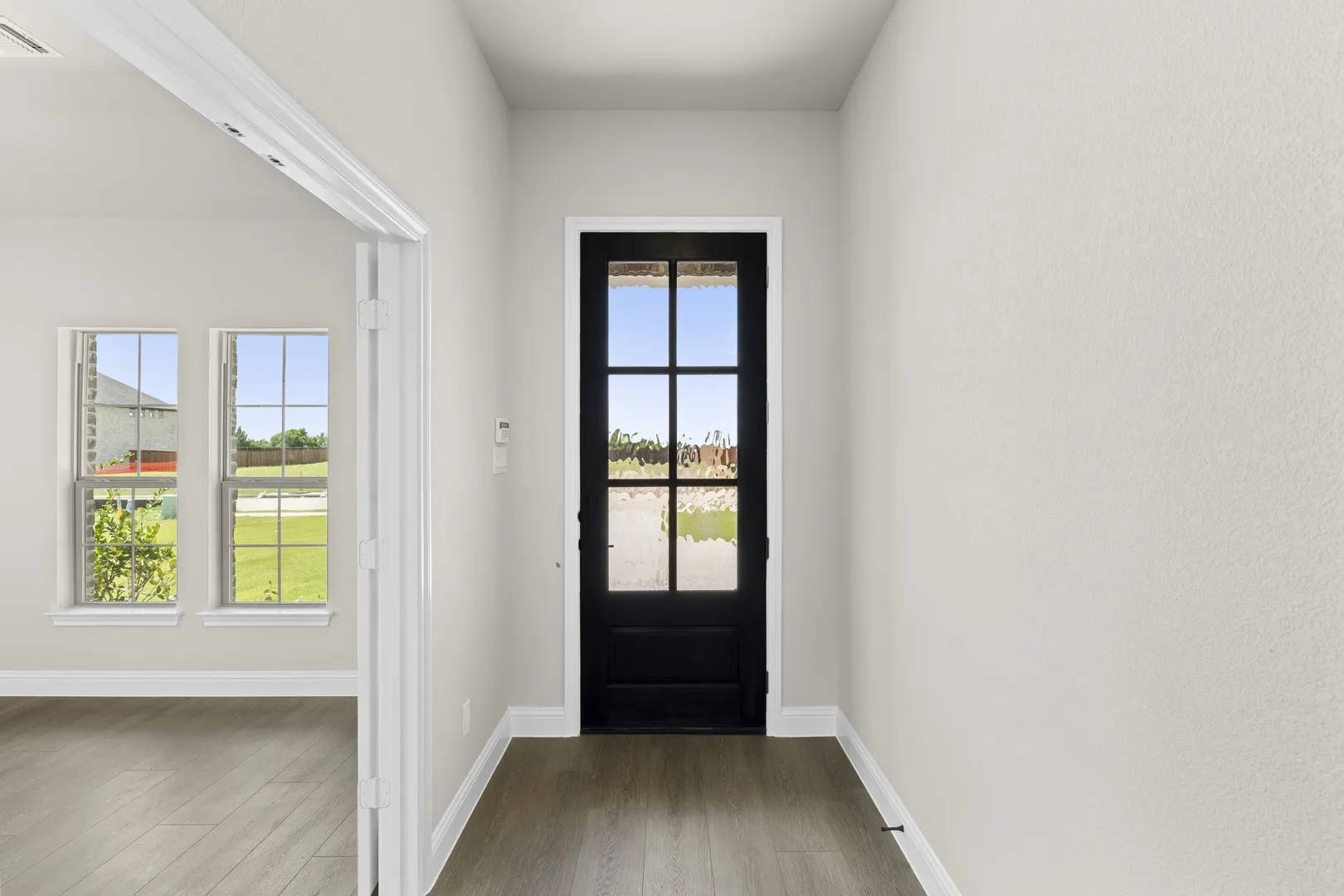 DFW-Lovers Landing-Concept 2267-238 Harmony Avenue-Entry-Risewell Homes
