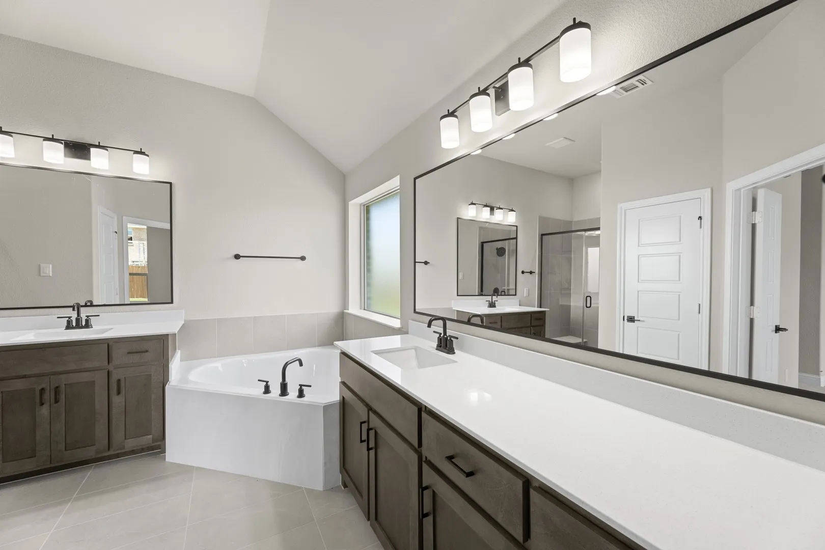 DFW-Lovers Landing-Concept 2267-238 Harmony Avenue-Bath4-Risewell Homes