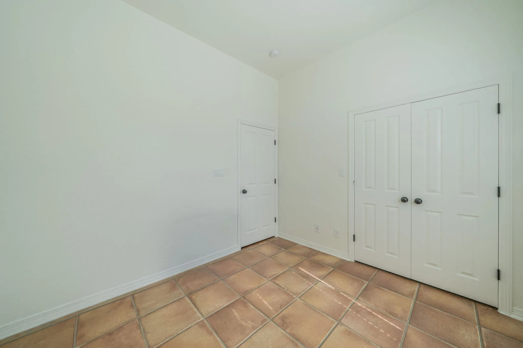 Single Family Residence For Sale in Parker County , 2114 Sagewood Drive, Weatherford, Texas 76087, 5 Bedroom, 3 Bathroom, 2 Garage spaces, 2,626 Sqft, built in 1999, mls#21270567, Real Estate Agent in Weatherford, Homes For Sale in Parker county, Homes For Sale in Weatherford, Realtor in Weatherford Texas, Real Estate Brokerage Independent Realty Texas, Luminita Cordes Realtor