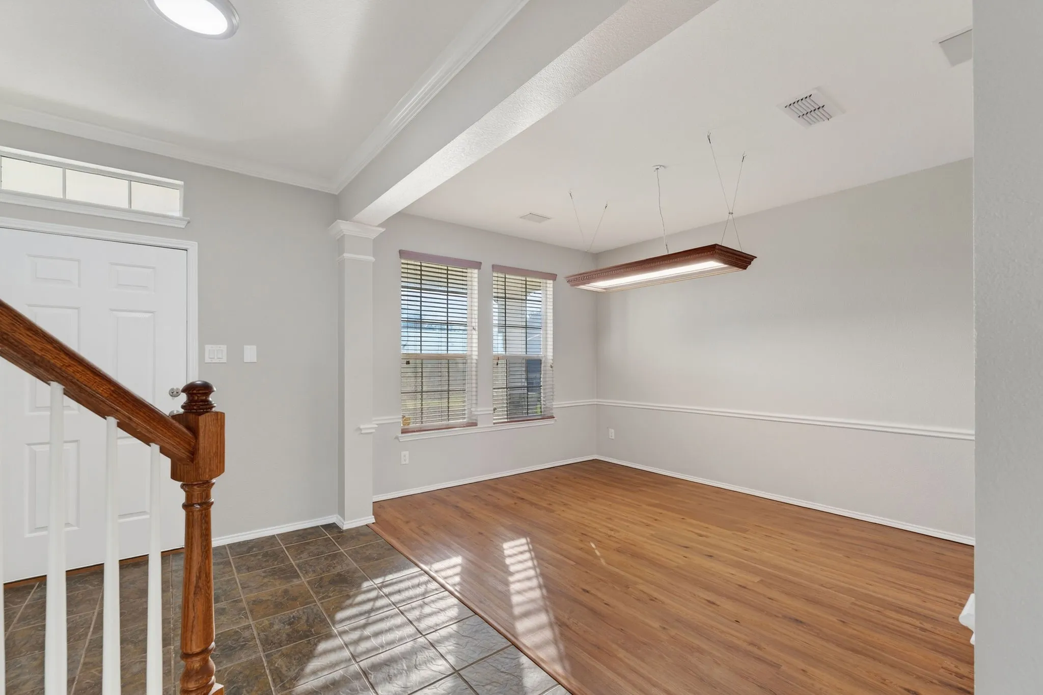 Single Family Residence For Sale in Tarrant County , 5816 Hilton Head Drive, North Richland Hills, Texas 76180, 4 Bedroom, 3 Bathroom, 2 Garage spaces, 2,751 Sqft, built in 2004, mls#21275069, Real Estate Agent in North Richland Hills, Homes For Sale in Tarrant county, Homes For Sale in North Richland Hills, Realtor in North Richland Hills Texas, Real Estate Brokerage Independent Realty Texas, Luminita Cordes Realtor