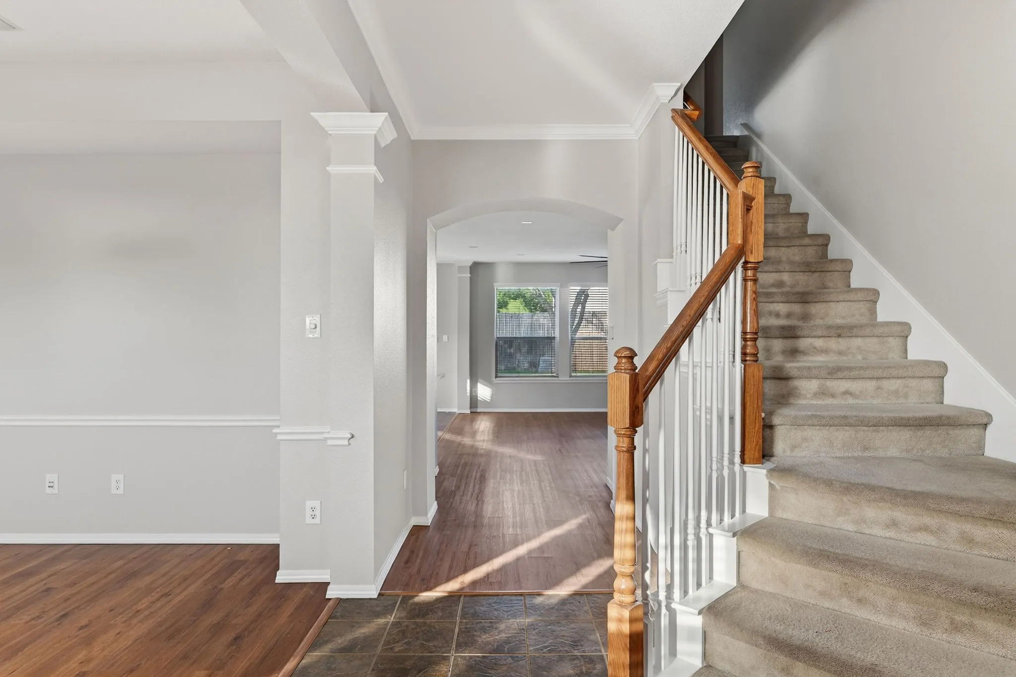 Single Family Residence For Sale in Tarrant County , 5816 Hilton Head Drive, North Richland Hills, Texas 76180, 4 Bedroom, 3 Bathroom, 2 Garage spaces, 2,751 Sqft, built in 2004, mls#21275069, Real Estate Agent in North Richland Hills, Homes For Sale in Tarrant county, Homes For Sale in North Richland Hills, Realtor in North Richland Hills Texas, Real Estate Brokerage Independent Realty Texas, Luminita Cordes Realtor