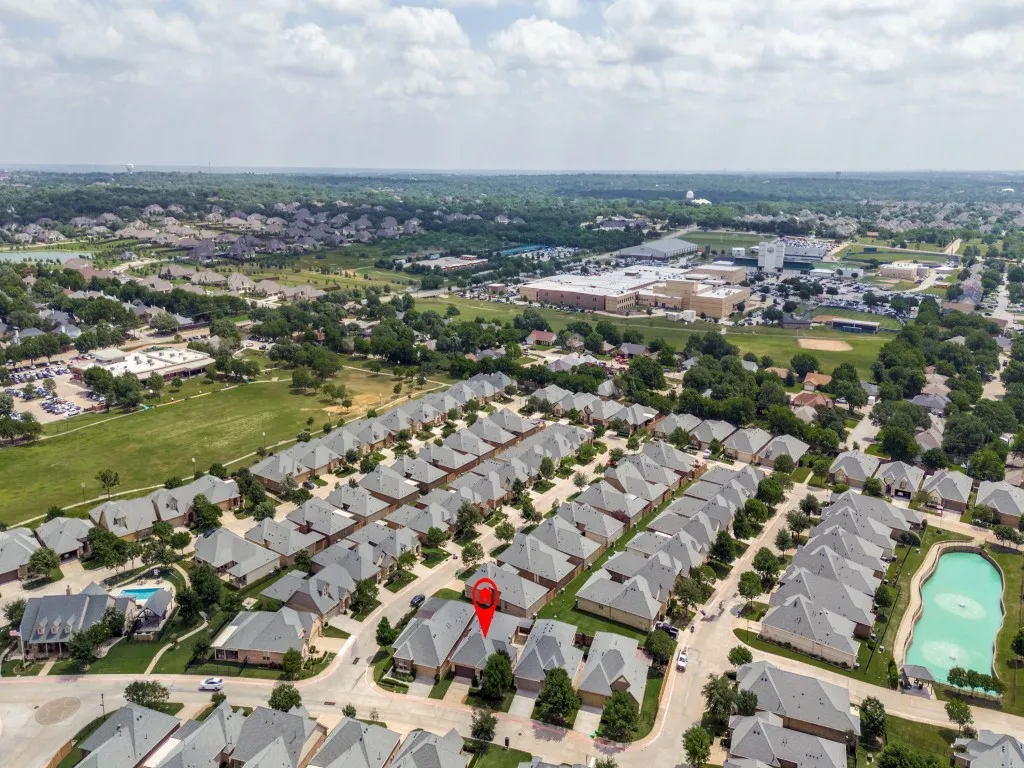 Condominium For Sale in Tarrant County , 281 Tulip Way, Keller, Texas 76248, 2 Bedroom, 2 Bathroom, 2 Garage spaces, 1,605 Sqft, built in 2013, mls#21276072, Real Estate Agent in Keller, Homes For Sale in Tarrant county, Homes For Sale in Keller, Realtor in Keller Texas, Real Estate Brokerage Independent Realty Texas, Luminita Cordes Realtor