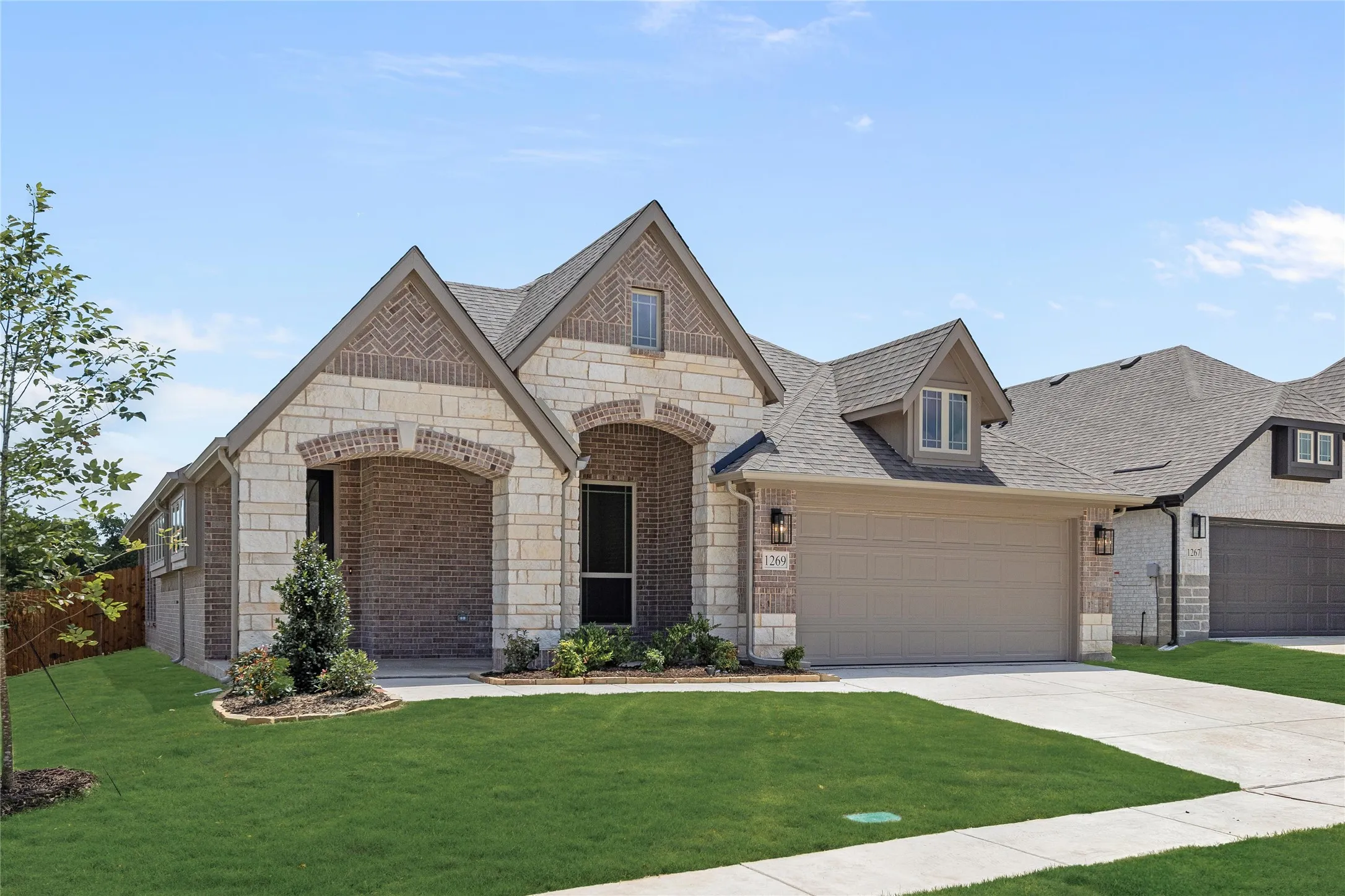 Single Family Residence For Sale in Fannin County , 1269 Emily Drive, Trenton, Texas 75490, 3 Bedroom, 2 Bathroom, 2 Garage spaces, 1,840 Sqft, built in 2026, mls#21276623, Real Estate Agent in Trenton, Homes For Sale in Fannin county, Homes For Sale in Trenton, Realtor in Trenton Texas, Real Estate Brokerage Independent Realty Texas, Luminita Cordes Realtor