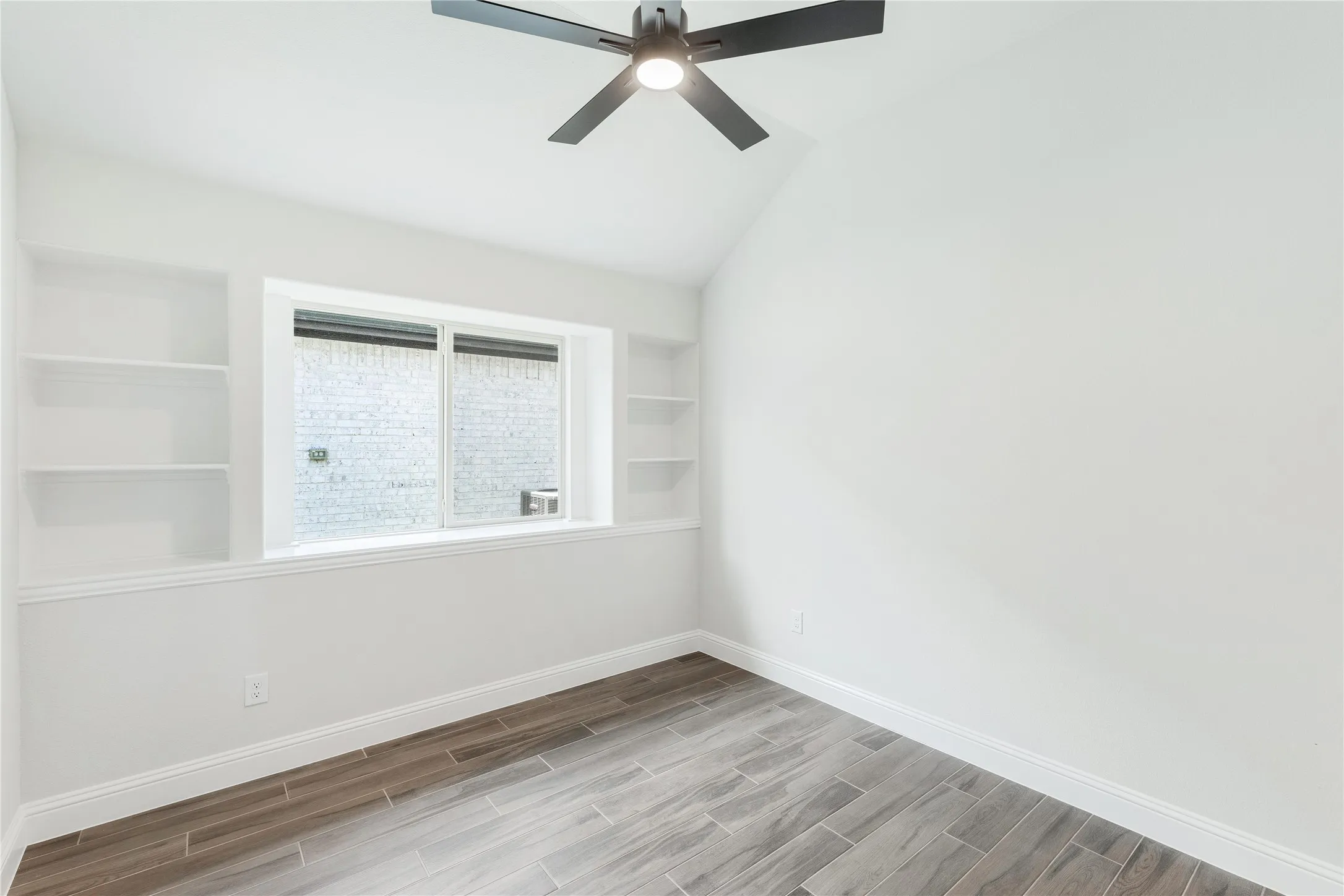 Single Family Residence For Sale in Fannin County , 1269 Emily Drive, Trenton, Texas 75490, 3 Bedroom, 2 Bathroom, 2 Garage spaces, 1,840 Sqft, built in 2026, mls#21276623, Real Estate Agent in Trenton, Homes For Sale in Fannin county, Homes For Sale in Trenton, Realtor in Trenton Texas, Real Estate Brokerage Independent Realty Texas, Luminita Cordes Realtor