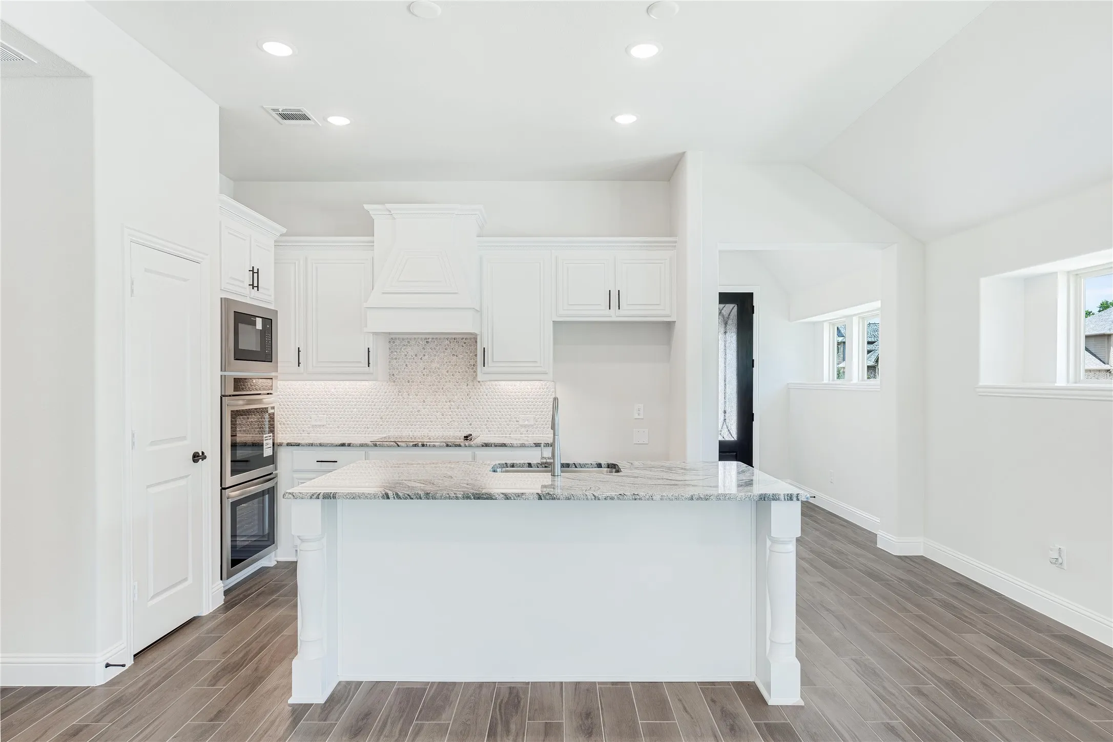 Single Family Residence For Sale in Fannin County , 1269 Emily Drive, Trenton, Texas 75490, 3 Bedroom, 2 Bathroom, 2 Garage spaces, 1,840 Sqft, built in 2026, mls#21276623, Real Estate Agent in Trenton, Homes For Sale in Fannin county, Homes For Sale in Trenton, Realtor in Trenton Texas, Real Estate Brokerage Independent Realty Texas, Luminita Cordes Realtor