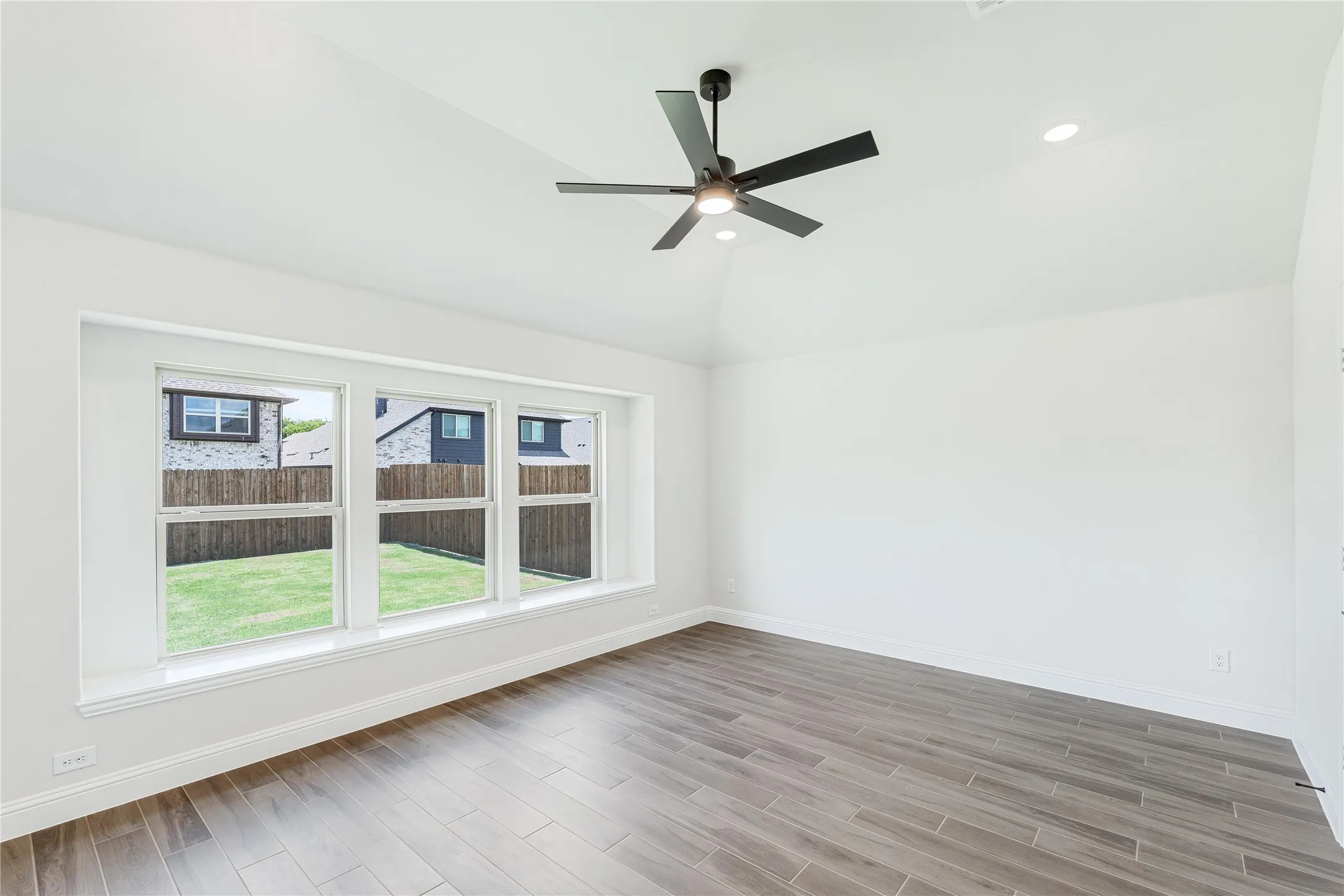 Single Family Residence For Sale in Fannin County , 1269 Emily Drive, Trenton, Texas 75490, 3 Bedroom, 2 Bathroom, 2 Garage spaces, 1,840 Sqft, built in 2026, mls#21276623, Real Estate Agent in Trenton, Homes For Sale in Fannin county, Homes For Sale in Trenton, Realtor in Trenton Texas, Real Estate Brokerage Independent Realty Texas, Luminita Cordes Realtor