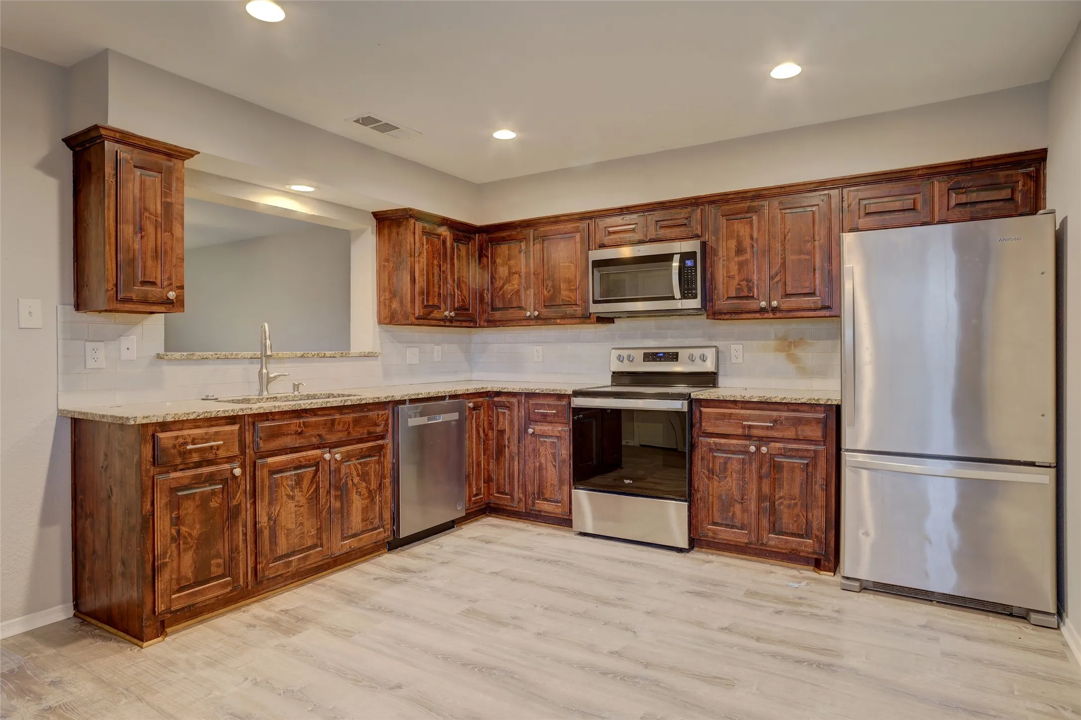 Duplex For Sale in Denton County , 707 & 711 Wolftrap Drive, Denton, Texas 76209, 6 Bedroom, 4 Bathroom, 2 Garage spaces, 2,692 Sqft, built in 1984, mls#21271761, Real Estate Agent in Denton, Homes For Sale in Denton county, Homes For Sale in Denton, Realtor in Denton Texas, Real Estate Brokerage Independent Realty Texas, Luminita Cordes Realtor