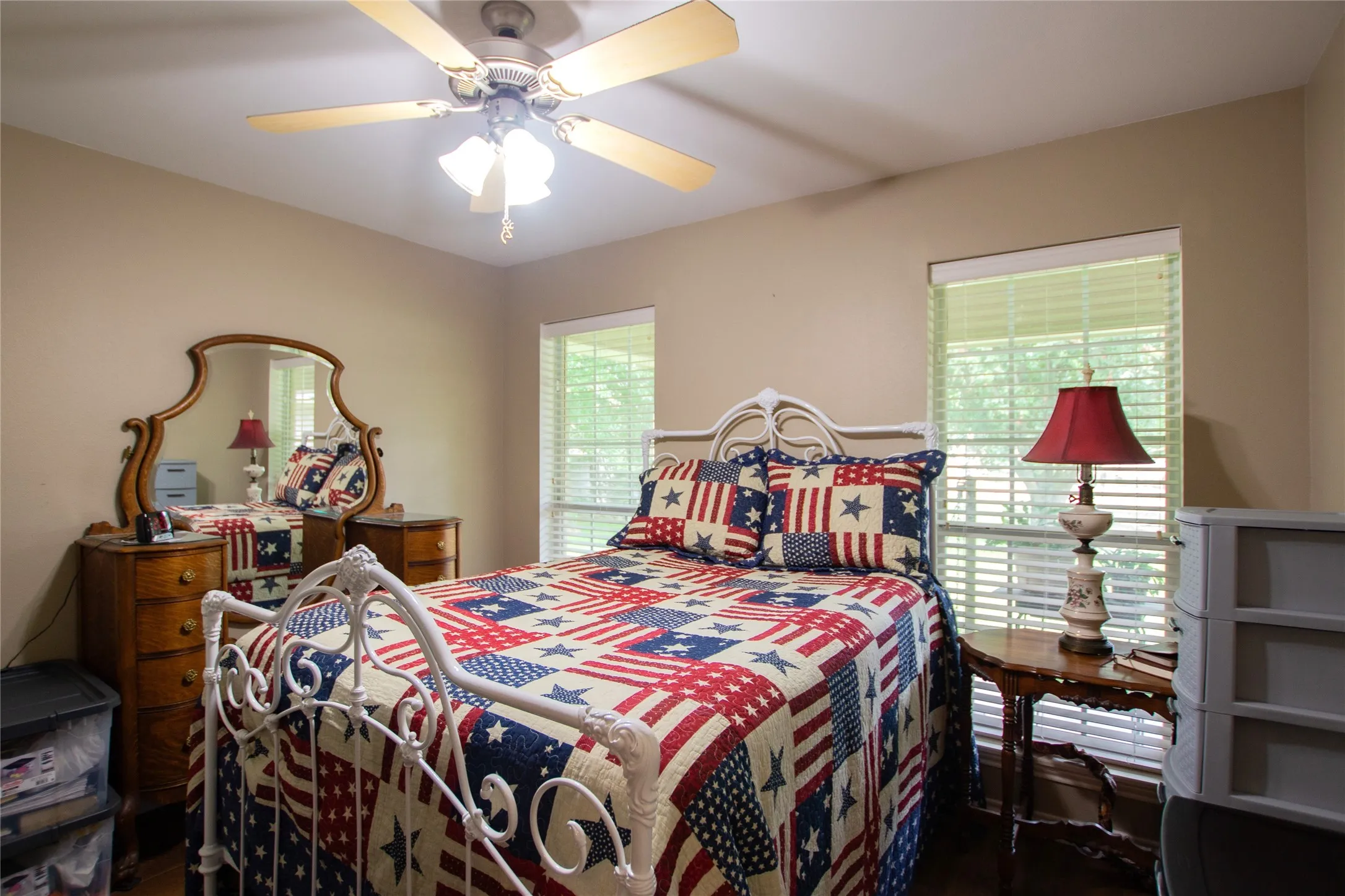 Single Family Residence For Sale in Smith County , 10775 County Road 214, Tyler, Texas 75707, 3 Bedroom, 4 Bathroom, Garage spaces, 1,866 Sqft, built in 2002, mls#21276397, Real Estate Agent in Tyler, Homes For Sale in Smith county, Homes For Sale in Tyler, Realtor in Tyler Texas, Real Estate Brokerage Independent Realty Texas, Luminita Cordes Realtor