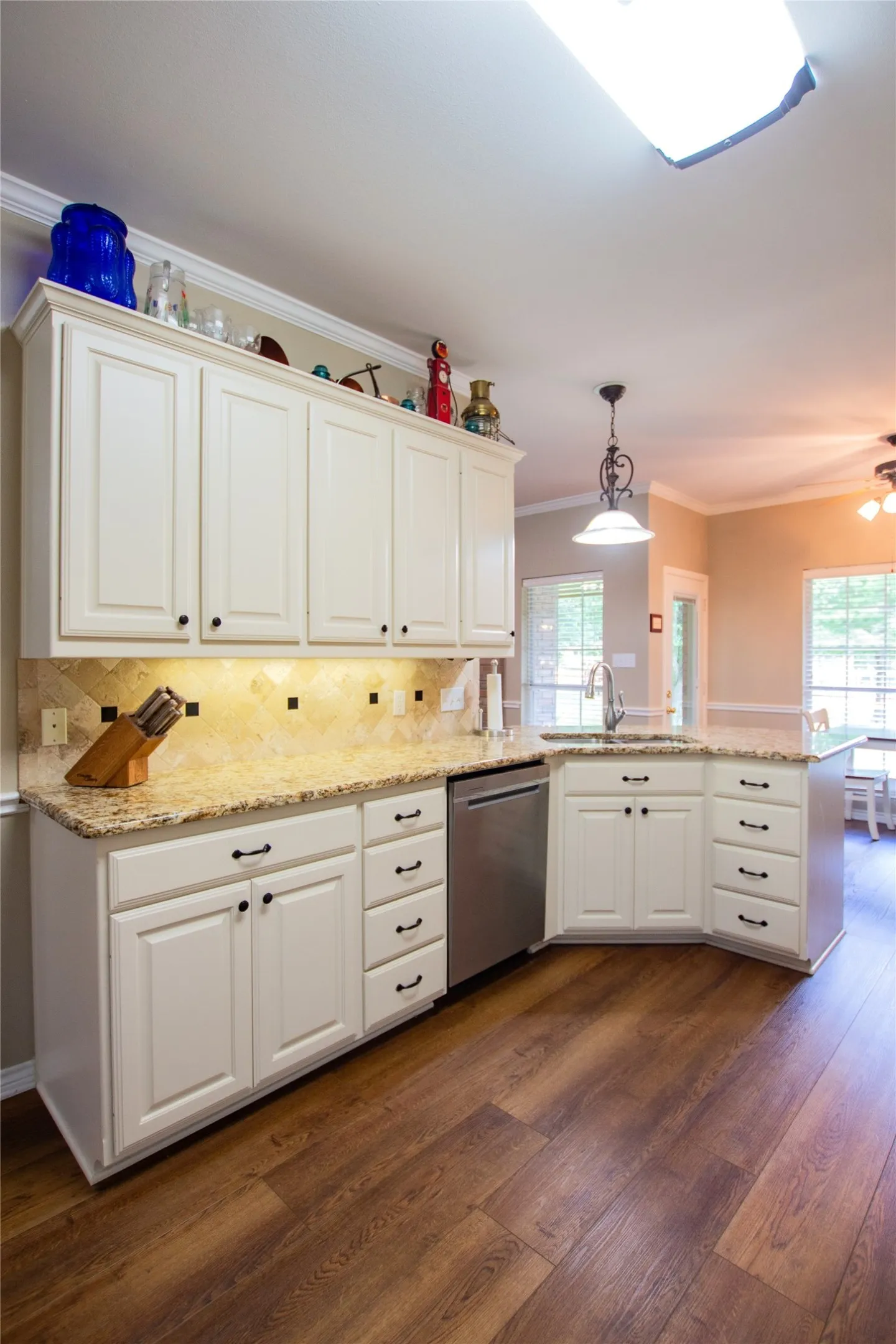 Single Family Residence For Sale in Smith County , 10775 County Road 214, Tyler, Texas 75707, 3 Bedroom, 4 Bathroom, Garage spaces, 1,866 Sqft, built in 2002, mls#21276397, Real Estate Agent in Tyler, Homes For Sale in Smith county, Homes For Sale in Tyler, Realtor in Tyler Texas, Real Estate Brokerage Independent Realty Texas, Luminita Cordes Realtor