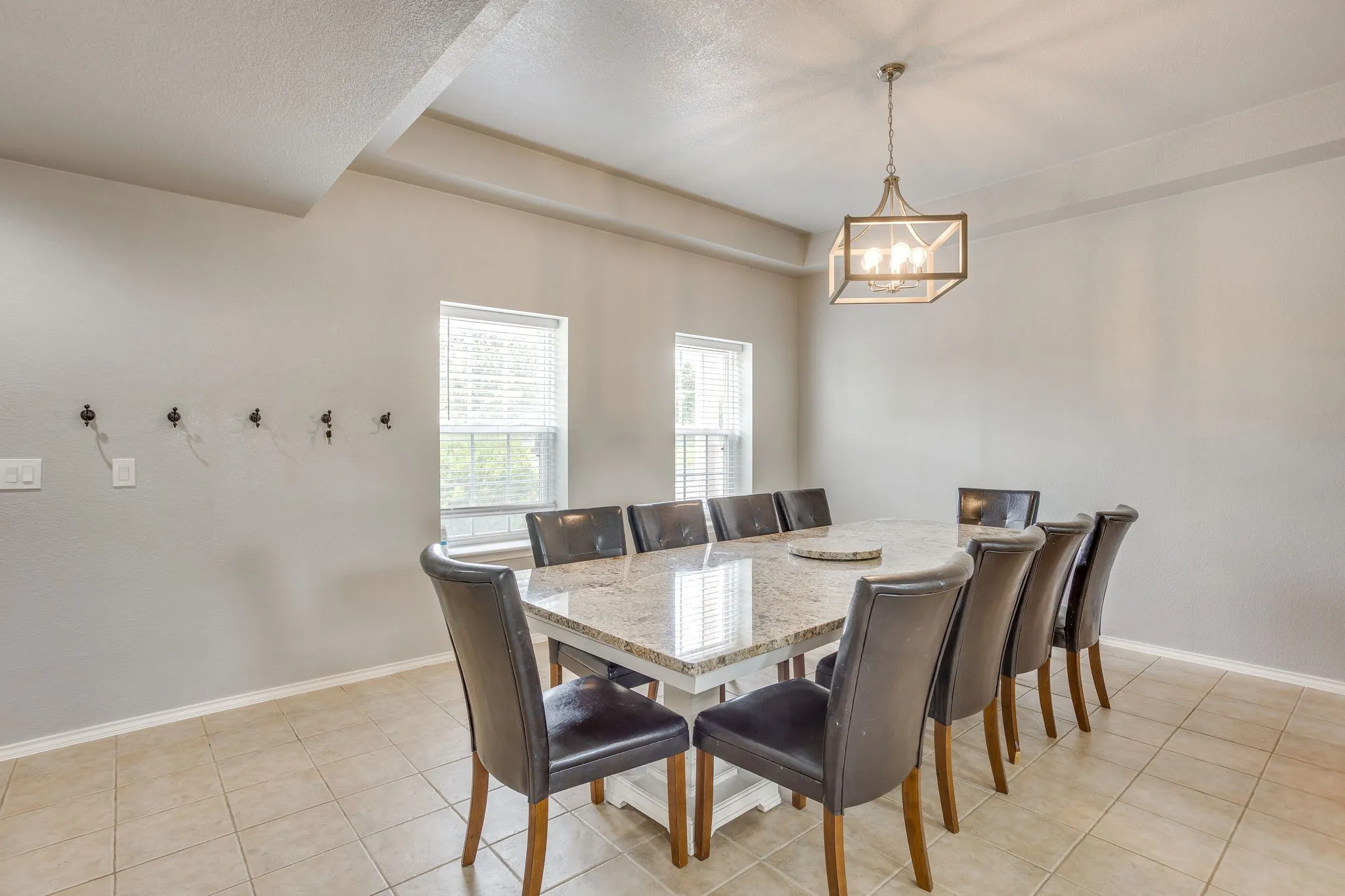 Single Family Residence For Sale in Johnson County , 807 Caddo Road, Joshua, Texas 76058, 5 Bedrooms, 5 Bathrooms, 2 Garage spaces, 3,910 Sqft, built in 1994, Price $680,000, mls#21275773, Real Estate Agent in Joshua, Homes For Sale in Johnson county, Homes For Sale in Joshua, Realtor in Joshua Texas, Real Estate Brokerage Independent Realty Texas, Luminita Cordes Realtor