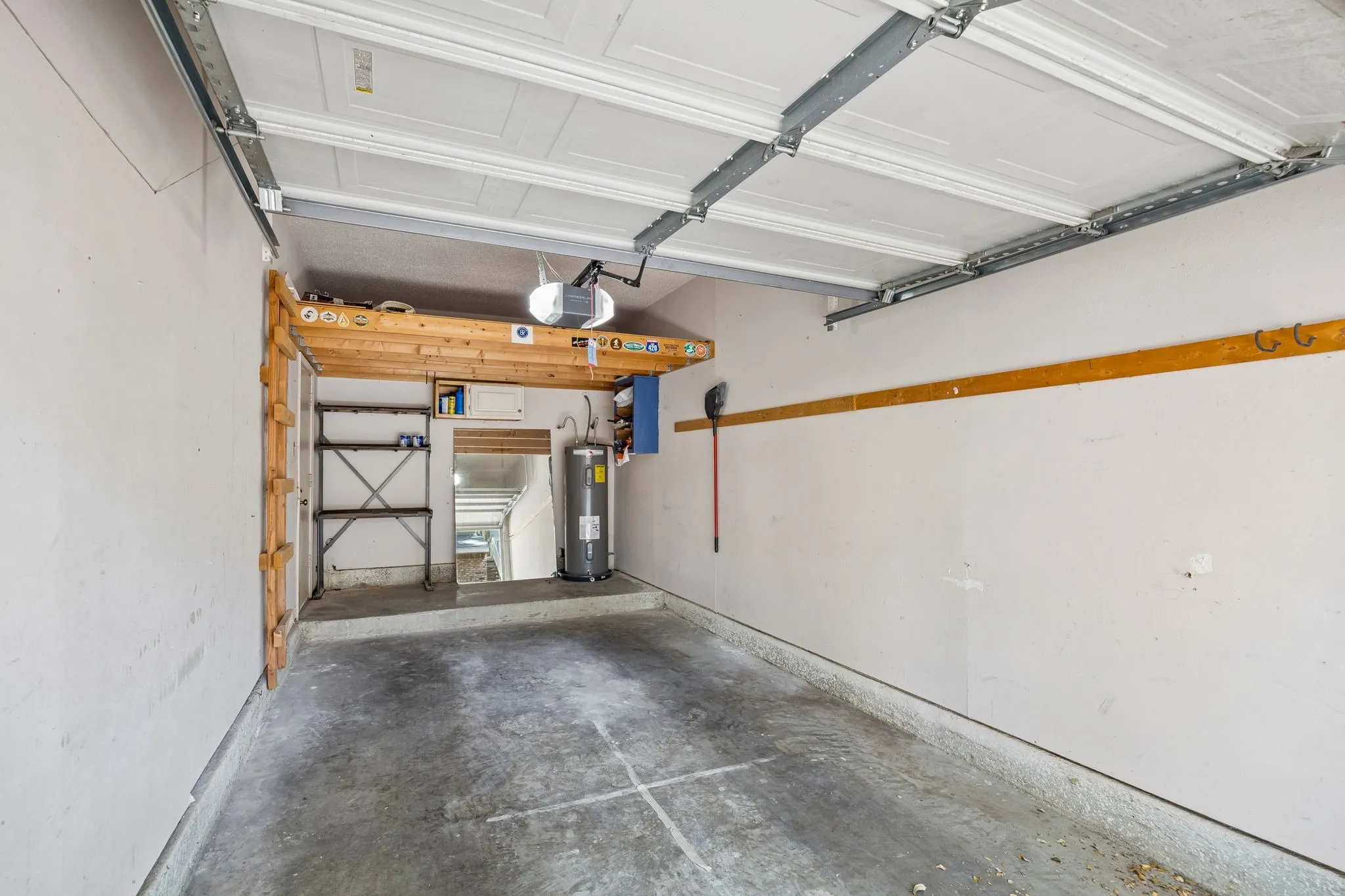 Condominium For Sale in Dallas County , 7151 Gaston Avenue 907, Dallas, Texas 75214, 2 Bedroom, 2 Bathroom, 1 Garage spaces, 992 Sqft, built in 1983, mls#21276089, Real Estate Agent in Dallas, Homes For Sale in Dallas county, Homes For Sale in Dallas, Realtor in Dallas Texas, Real Estate Brokerage Independent Realty Texas, Luminita Cordes Realtor