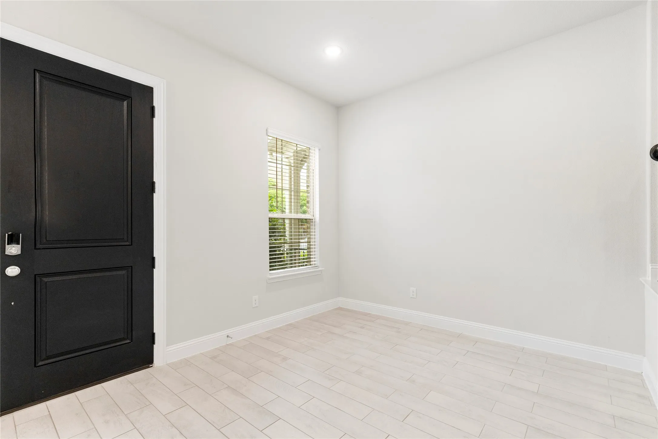 Townhouse For Sale in Collin County , 6228 Blythe Drive, Frisco, Texas 75035, 3 Bedroom, 3 Bathroom, 2 Garage spaces, 1,657 Sqft, built in 2021, mls#21276508, Real Estate Agent in Frisco, Homes For Sale in Collin county, Homes For Sale in Frisco, Realtor in Frisco Texas, Real Estate Brokerage Independent Realty Texas, Luminita Cordes Realtor