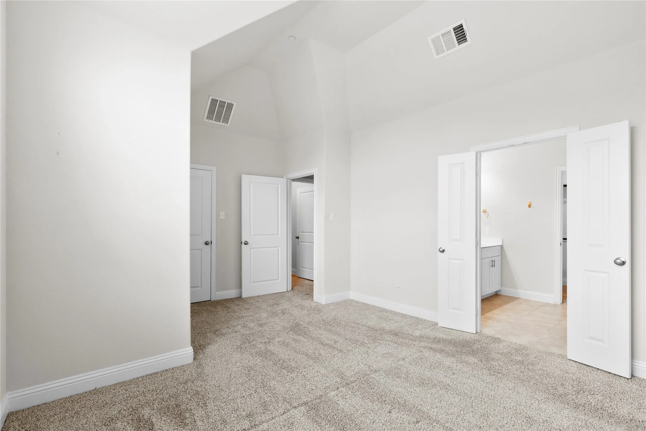 Townhouse For Sale in Collin County , 6228 Blythe Drive, Frisco, Texas 75035, 3 Bedroom, 3 Bathroom, 2 Garage spaces, 1,657 Sqft, built in 2021, mls#21276508, Real Estate Agent in Frisco, Homes For Sale in Collin county, Homes For Sale in Frisco, Realtor in Frisco Texas, Real Estate Brokerage Independent Realty Texas, Luminita Cordes Realtor