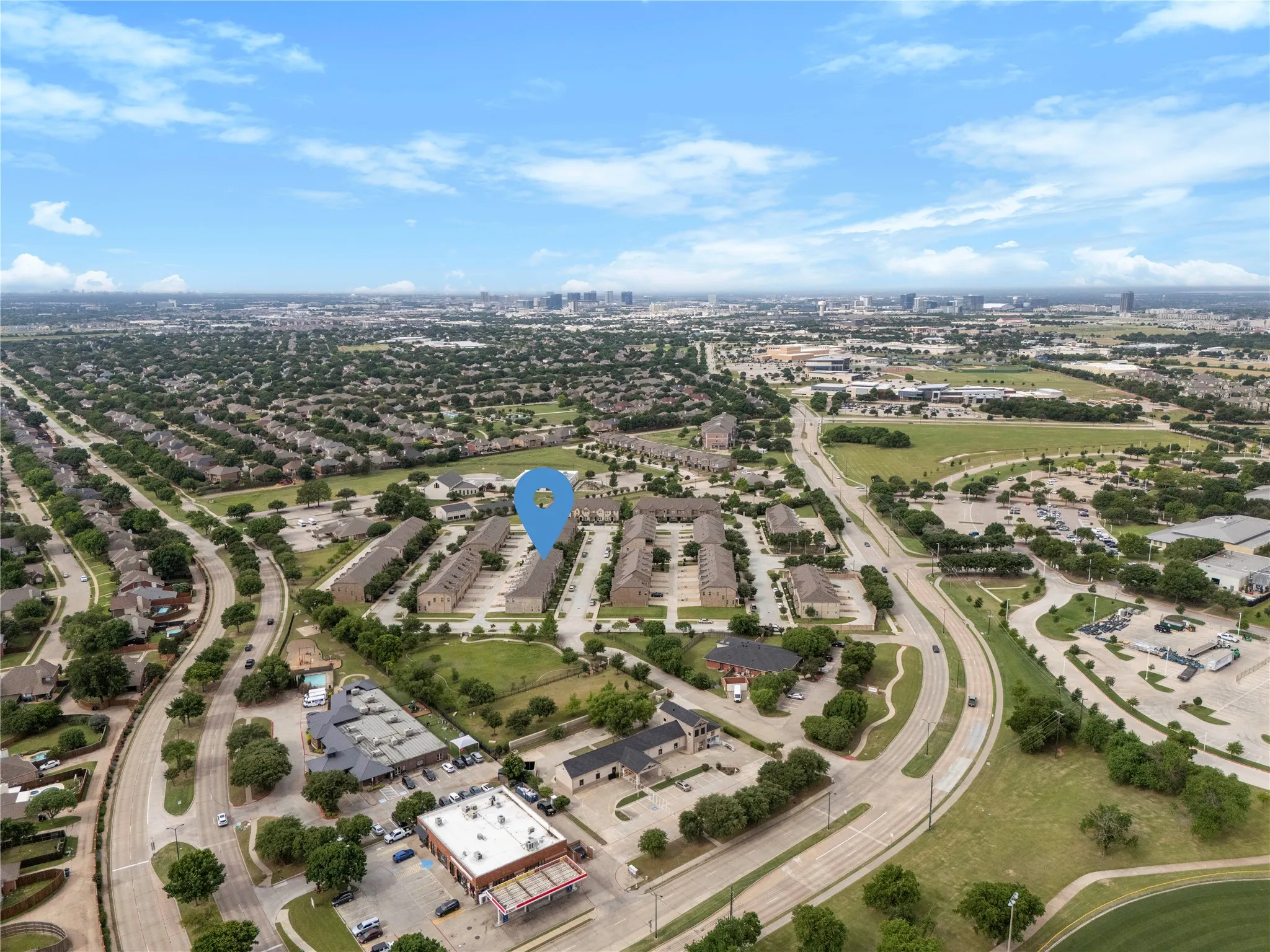 Townhouse For Sale in Collin County , 6228 Blythe Drive, Frisco, Texas 75035, 3 Bedroom, 3 Bathroom, 2 Garage spaces, 1,657 Sqft, built in 2021, mls#21276508, Real Estate Agent in Frisco, Homes For Sale in Collin county, Homes For Sale in Frisco, Realtor in Frisco Texas, Real Estate Brokerage Independent Realty Texas, Luminita Cordes Realtor