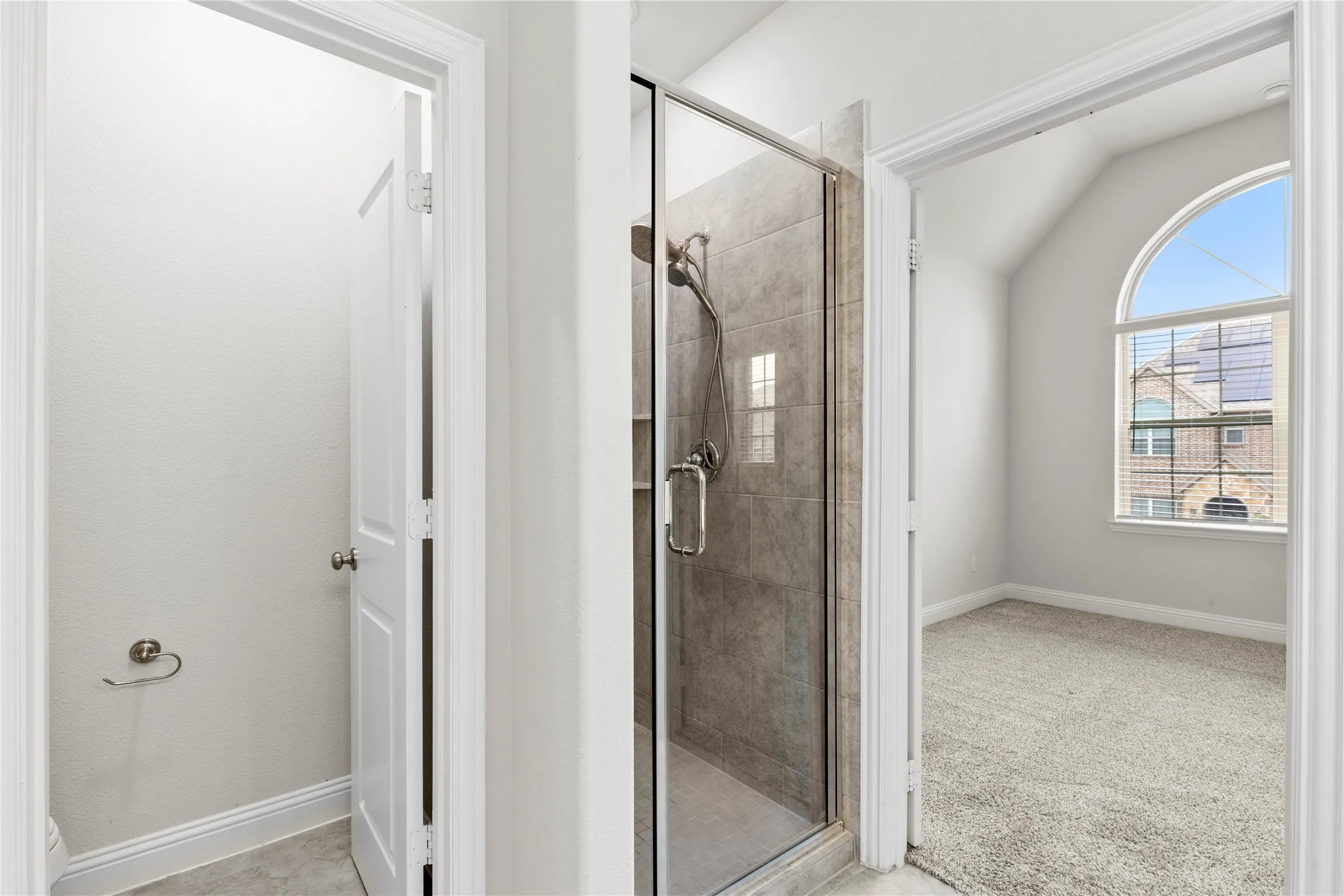 Townhouse For Sale in Collin County , 6228 Blythe Drive, Frisco, Texas 75035, 3 Bedroom, 3 Bathroom, 2 Garage spaces, 1,657 Sqft, built in 2021, mls#21276508, Real Estate Agent in Frisco, Homes For Sale in Collin county, Homes For Sale in Frisco, Realtor in Frisco Texas, Real Estate Brokerage Independent Realty Texas, Luminita Cordes Realtor