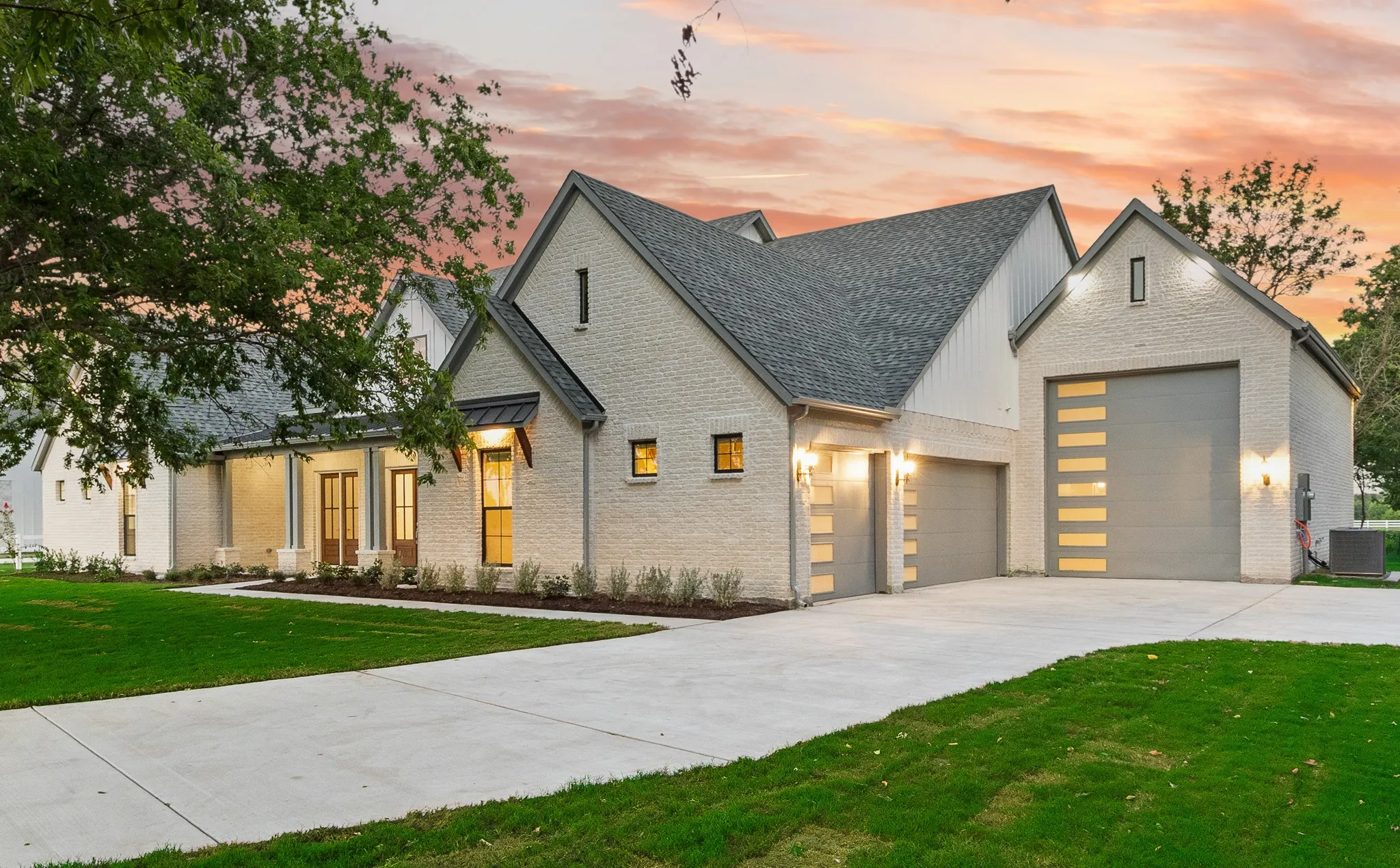 Single Family Residence For Sale in Rockwall County , 153 League Road, Mclendon Chisholm, Texas 75032, 5 Bedroom, 5 Bathroom, 4 Garage spaces, 4,277 Sqft, built in 2026, mls#21276735, Real Estate Agent in Mclendon Chisholm, Homes For Sale in Rockwall county, Homes For Sale in Mclendon Chisholm, Realtor in Mclendon Chisholm Texas, Real Estate Brokerage Independent Realty Texas, Luminita Cordes Realtor