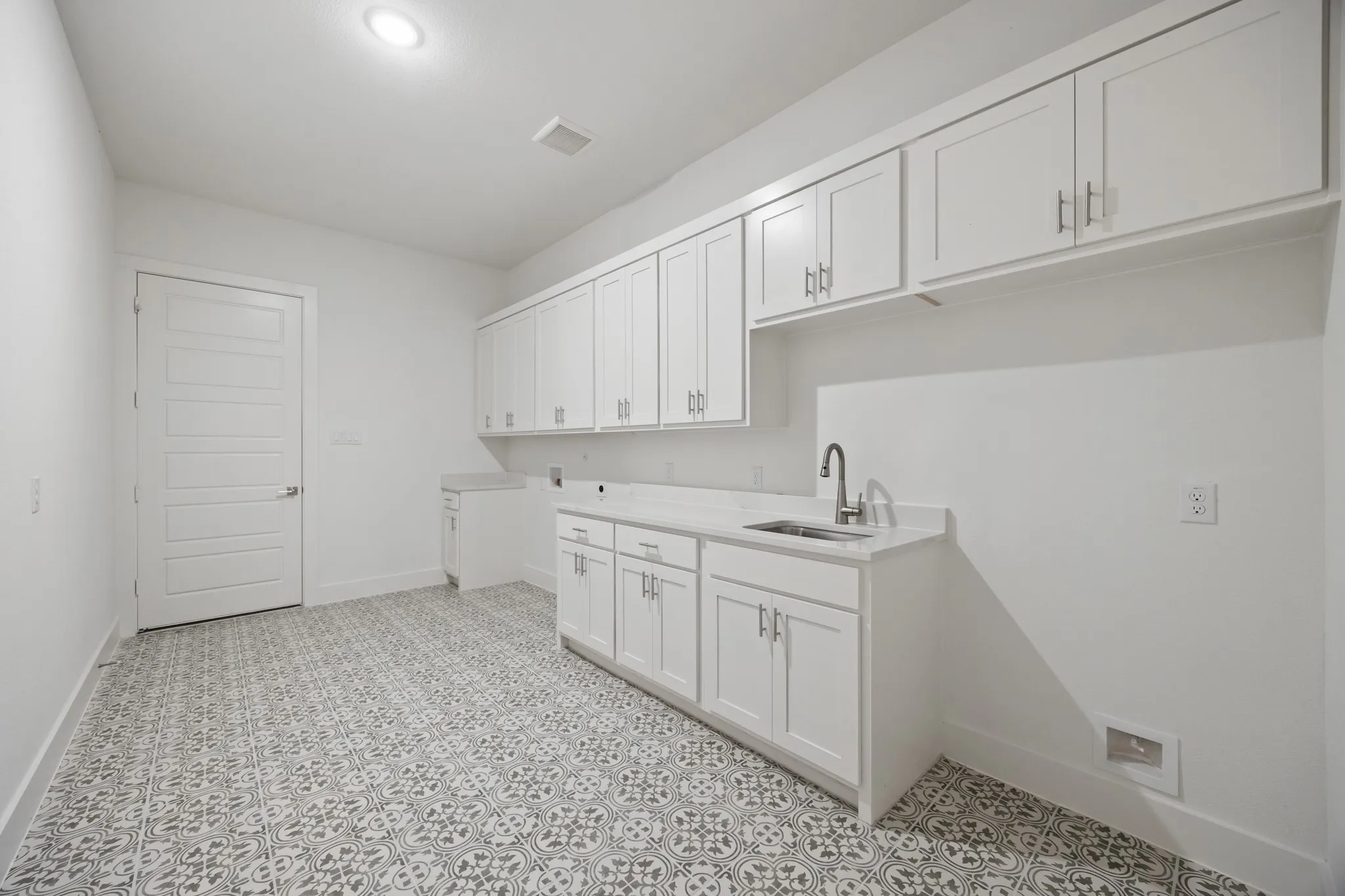 Single Family Residence For Sale in Rockwall County , 153 League Road, Mclendon Chisholm, Texas 75032, 5 Bedroom, 5 Bathroom, 4 Garage spaces, 4,277 Sqft, built in 2026, mls#21276735, Real Estate Agent in Mclendon Chisholm, Homes For Sale in Rockwall county, Homes For Sale in Mclendon Chisholm, Realtor in Mclendon Chisholm Texas, Real Estate Brokerage Independent Realty Texas, Luminita Cordes Realtor