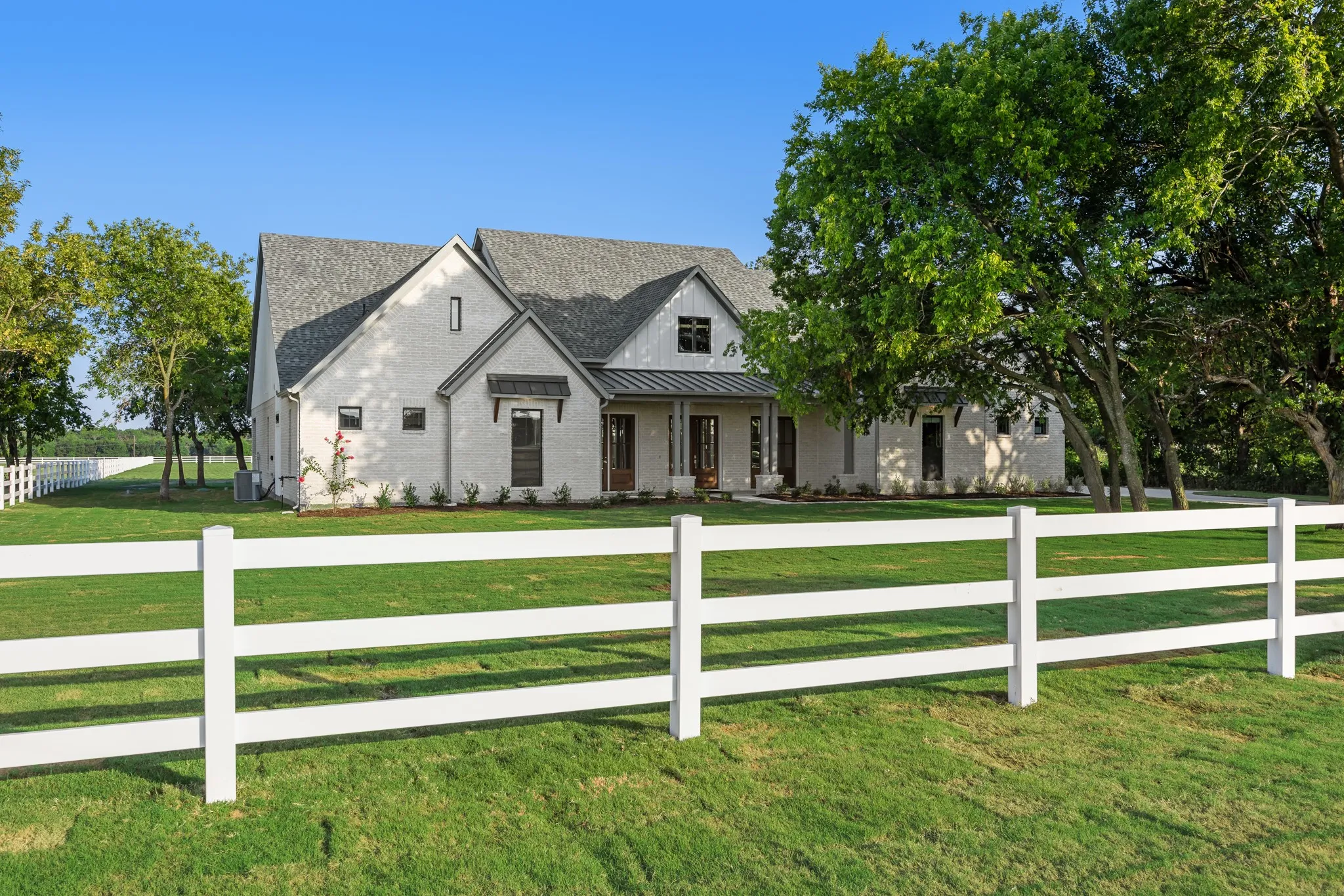 Single Family Residence For Sale in Rockwall County , 153 League Road, Mclendon Chisholm, Texas 75032, 5 Bedroom, 5 Bathroom, 4 Garage spaces, 4,277 Sqft, built in 2026, mls#21276735, Real Estate Agent in Mclendon Chisholm, Homes For Sale in Rockwall county, Homes For Sale in Mclendon Chisholm, Realtor in Mclendon Chisholm Texas, Real Estate Brokerage Independent Realty Texas, Luminita Cordes Realtor
