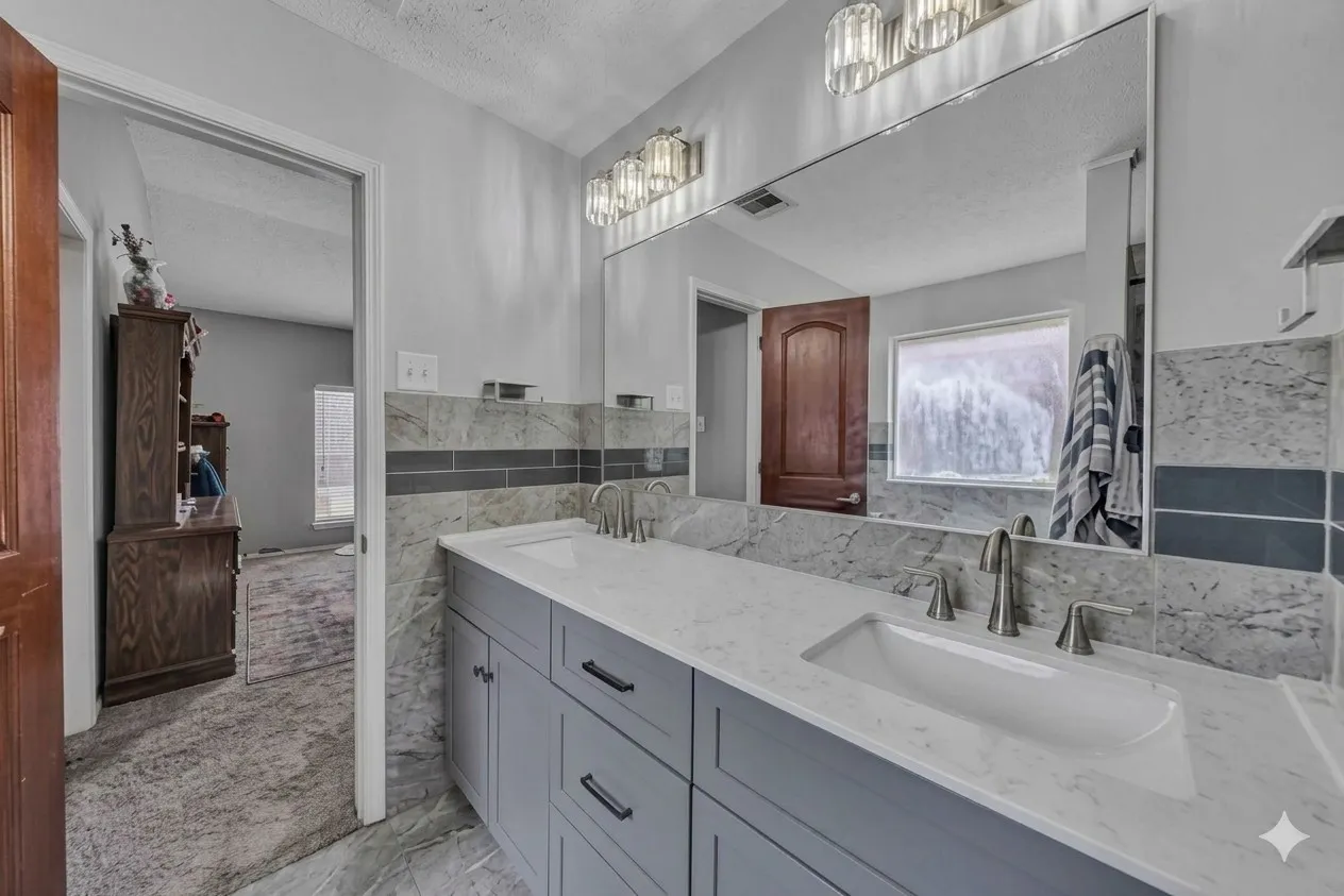 Single Family Residence For Sale in Tarrant County , 4024 Busch Gardens Drive, Fort Worth, Texas 76123, 3 Bedroom, 3 Bathroom, 2 Garage spaces, 2,172 Sqft, built in 1997, mls#21276748, Real Estate Agent in Fort Worth, Homes For Sale in Tarrant county, Homes For Sale in Fort Worth, Realtor in Fort Worth Texas, Real Estate Brokerage Independent Realty Texas, Luminita Cordes Realtor