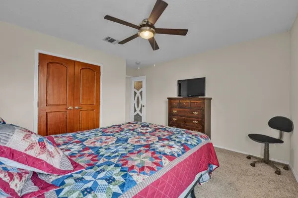 Single Family Residence For Sale in Tarrant County , 4024 Busch Gardens Drive, Fort Worth, Texas 76123, 3 Bedroom, 3 Bathroom, 2 Garage spaces, 2,172 Sqft, built in 1997, mls#21276748, Real Estate Agent in Fort Worth, Homes For Sale in Tarrant county, Homes For Sale in Fort Worth, Realtor in Fort Worth Texas, Real Estate Brokerage Independent Realty Texas, Luminita Cordes Realtor