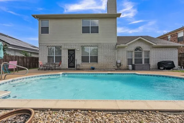 Single Family Residence For Sale in Tarrant County , 4024 Busch Gardens Drive, Fort Worth, Texas 76123, 3 Bedroom, 3 Bathroom, 2 Garage spaces, 2,172 Sqft, built in 1997, mls#21276748, Real Estate Agent in Fort Worth, Homes For Sale in Tarrant county, Homes For Sale in Fort Worth, Realtor in Fort Worth Texas, Real Estate Brokerage Independent Realty Texas, Luminita Cordes Realtor