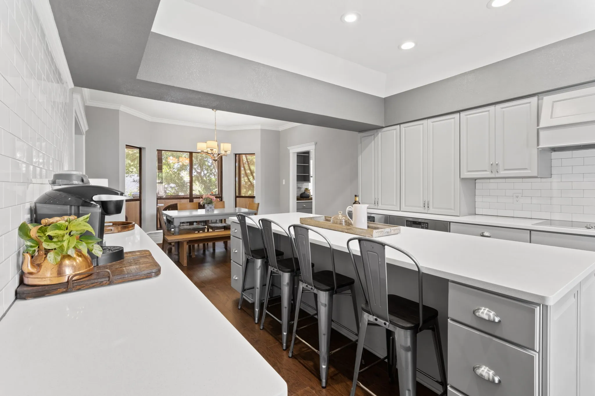 Island seating and plenty of counter space for foot prep and serve.
