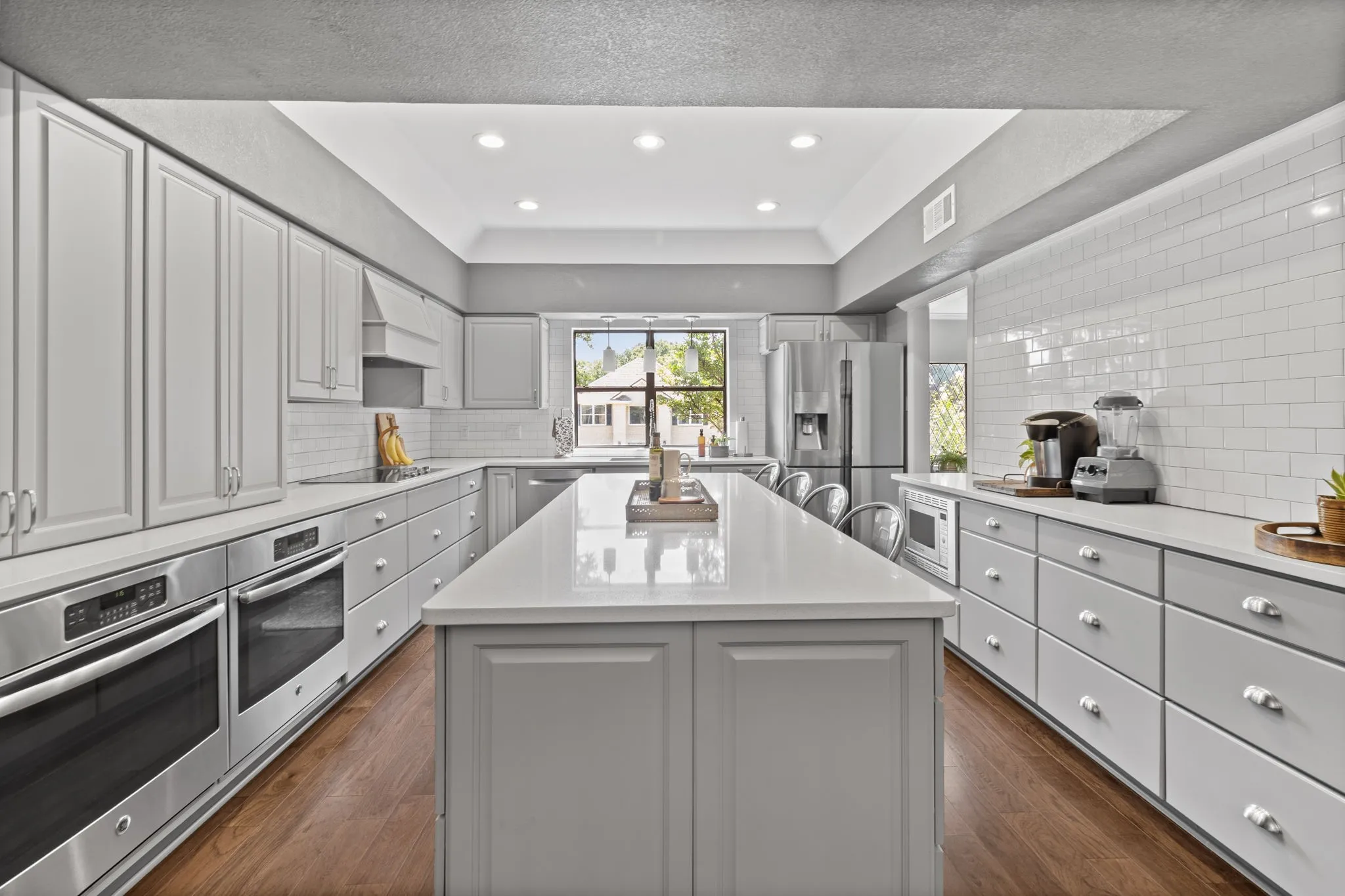 Single Family Residence For Sale in Tarrant County , 6101 Tiffany Oaks Lane, Arlington, Texas 76016, 4 Bedroom, 4 Bathroom, 2 Garage spaces, 3,556 Sqft, built in 1985, mls#21276240, Real Estate Agent in Arlington, Homes For Sale in Tarrant county, Homes For Sale in Arlington, Realtor in Arlington Texas, Real Estate Brokerage Independent Realty Texas, Luminita Cordes Realtor