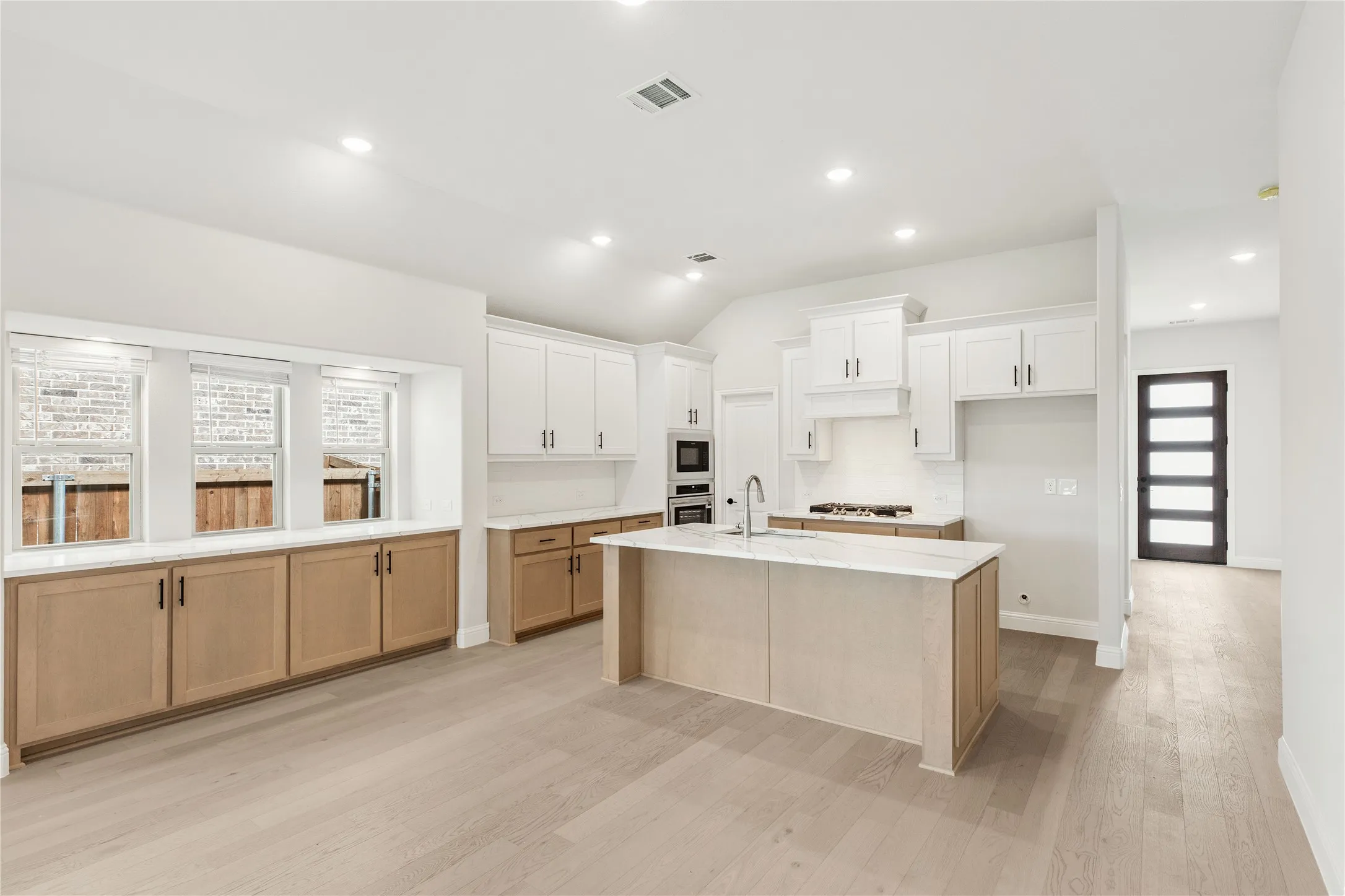 Single Family Residence For Sale in Collin County , 3009 Autumn Glen Drive, Melissa, Texas 75454, 4 Bedroom, 3 Bathroom, 3 Garage spaces, 2,454 Sqft, built in 2026, mls#21276790, Real Estate Agent in Melissa, Homes For Sale in Collin county, Homes For Sale in Melissa, Realtor in Melissa Texas, Real Estate Brokerage Independent Realty Texas, Luminita Cordes Realtor