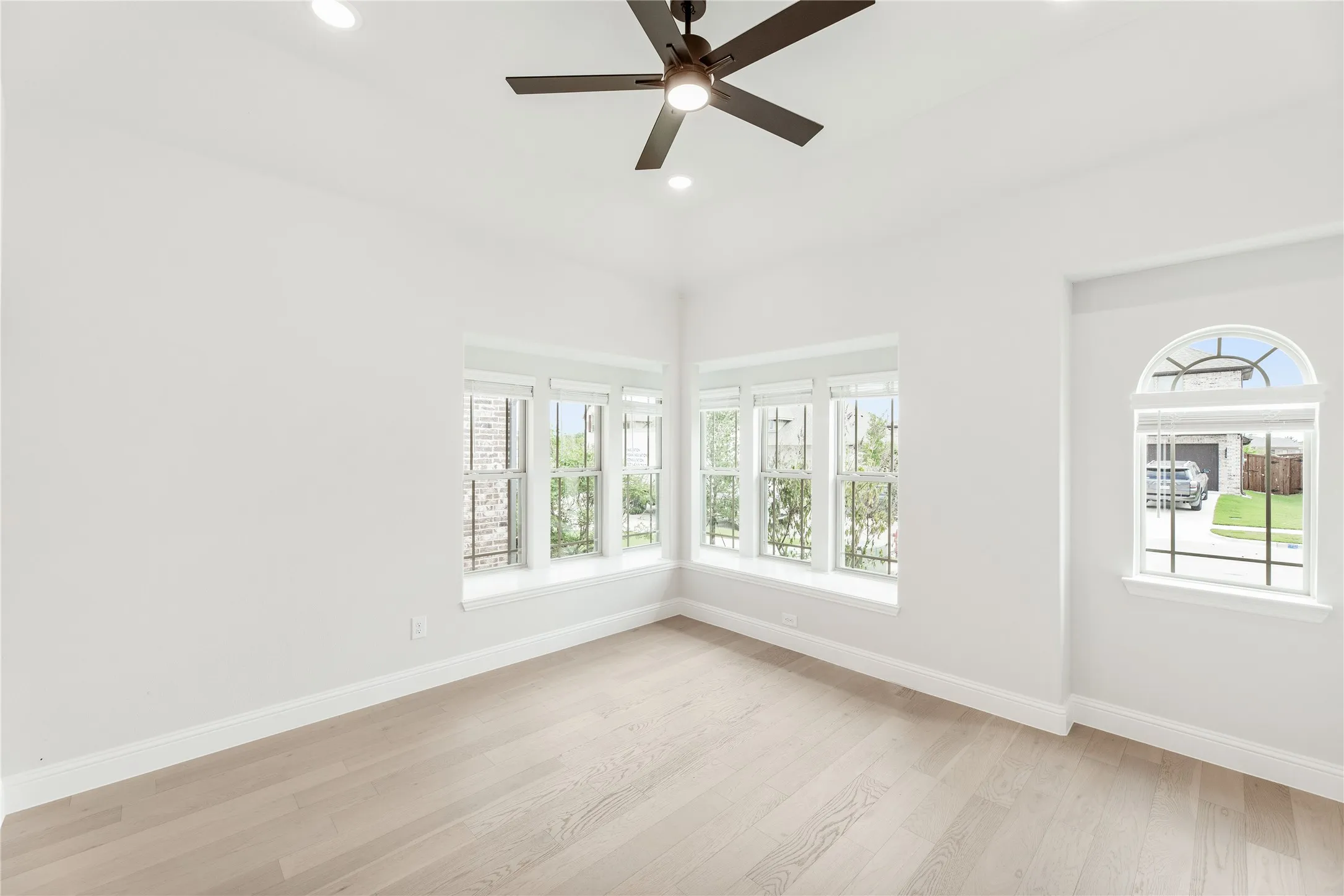 Single Family Residence For Sale in Collin County , 3009 Autumn Glen Drive, Melissa, Texas 75454, 4 Bedroom, 3 Bathroom, 3 Garage spaces, 2,454 Sqft, built in 2026, mls#21276790, Real Estate Agent in Melissa, Homes For Sale in Collin county, Homes For Sale in Melissa, Realtor in Melissa Texas, Real Estate Brokerage Independent Realty Texas, Luminita Cordes Realtor