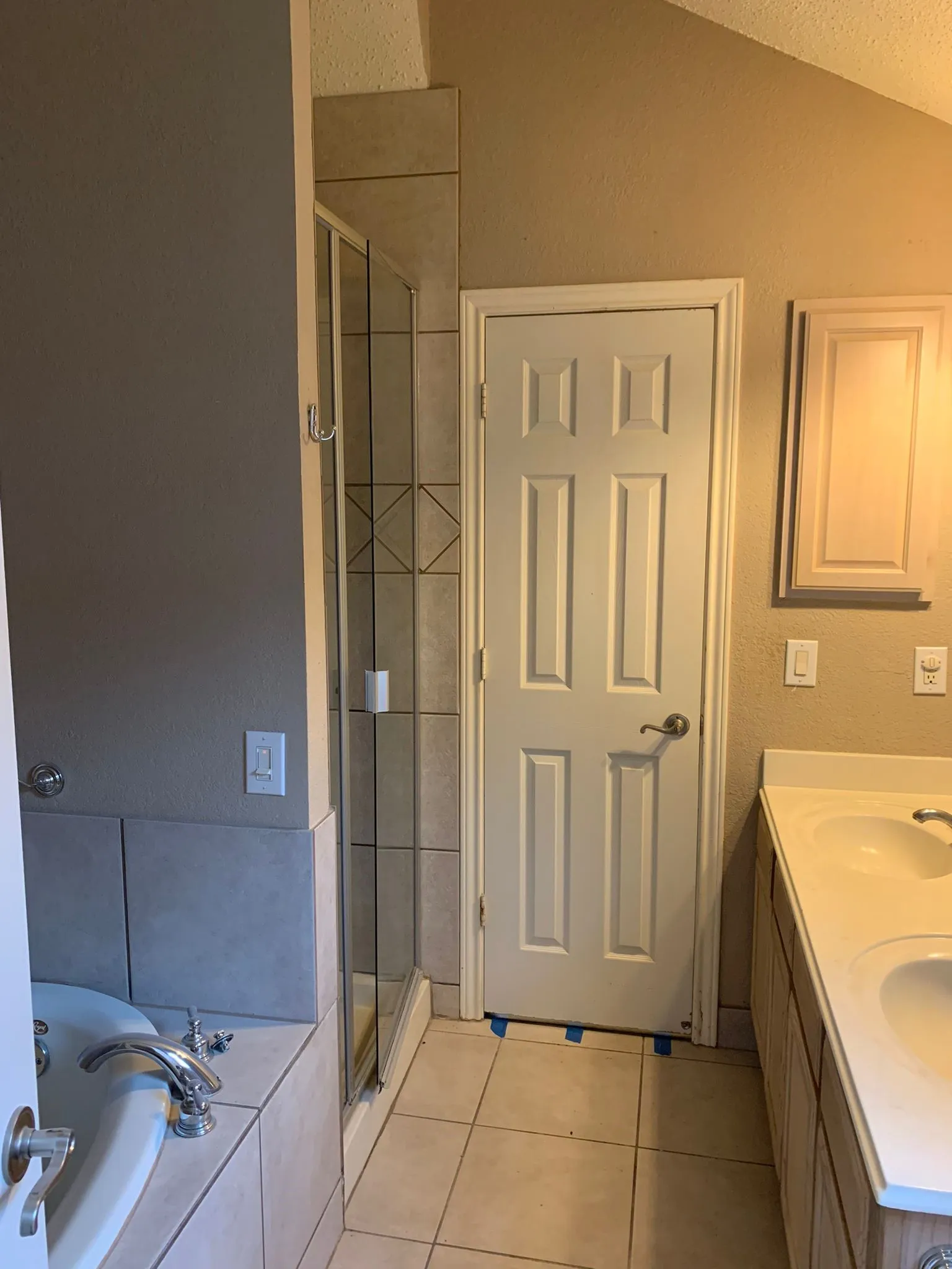 Single Family Residence For Rent in Collin County , 2805 Hawthorne Lane, Mc Kinney, Texas 75071, 3 Bedroom, 2 Bathroom, 2 Garage spaces, 1,771 Sqft, built in 1999, mls#21276578, Real Estate Agent in Mc Kinney, Homes For Rent in Collin county, Homes For Rent in Mc Kinney, Realtor in Mc Kinney Texas, Real Estate Brokerage Independent Realty Texas, Luminita Cordes Realtor