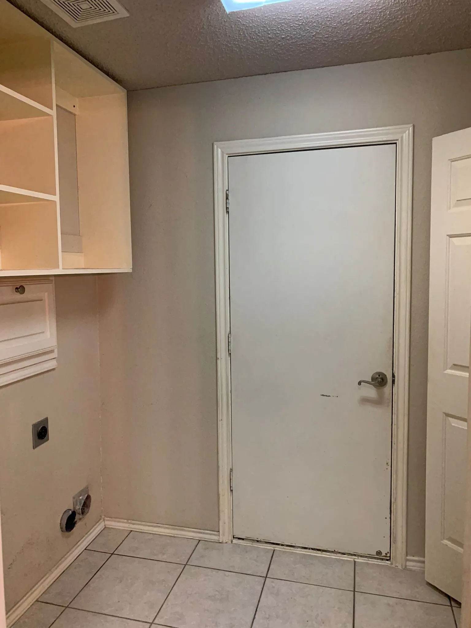 Single Family Residence For Rent in Collin County , 2805 Hawthorne Lane, Mc Kinney, Texas 75071, 3 Bedroom, 2 Bathroom, 2 Garage spaces, 1,771 Sqft, built in 1999, mls#21276578, Real Estate Agent in Mc Kinney, Homes For Rent in Collin county, Homes For Rent in Mc Kinney, Realtor in Mc Kinney Texas, Real Estate Brokerage Independent Realty Texas, Luminita Cordes Realtor