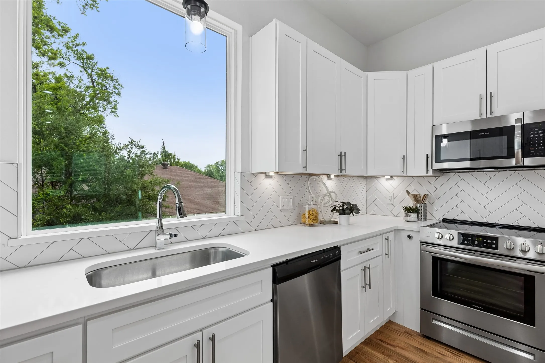 Photo of model unit.